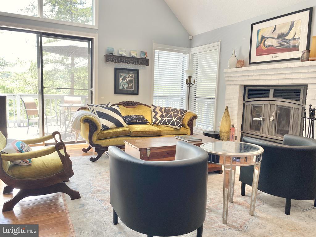 THE WOODS - Residential