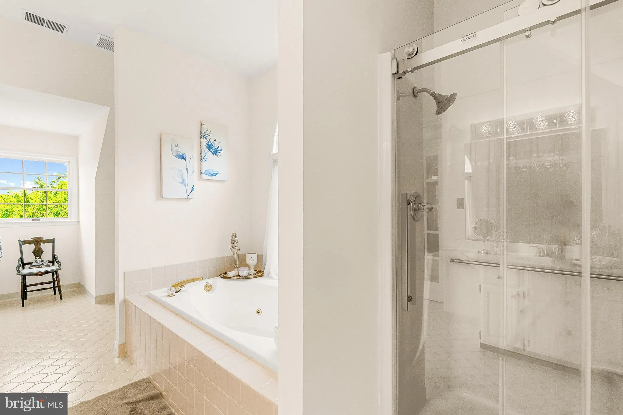 Additional image 120 of 18117 Hayloft Drive, Rockville, MD 20855