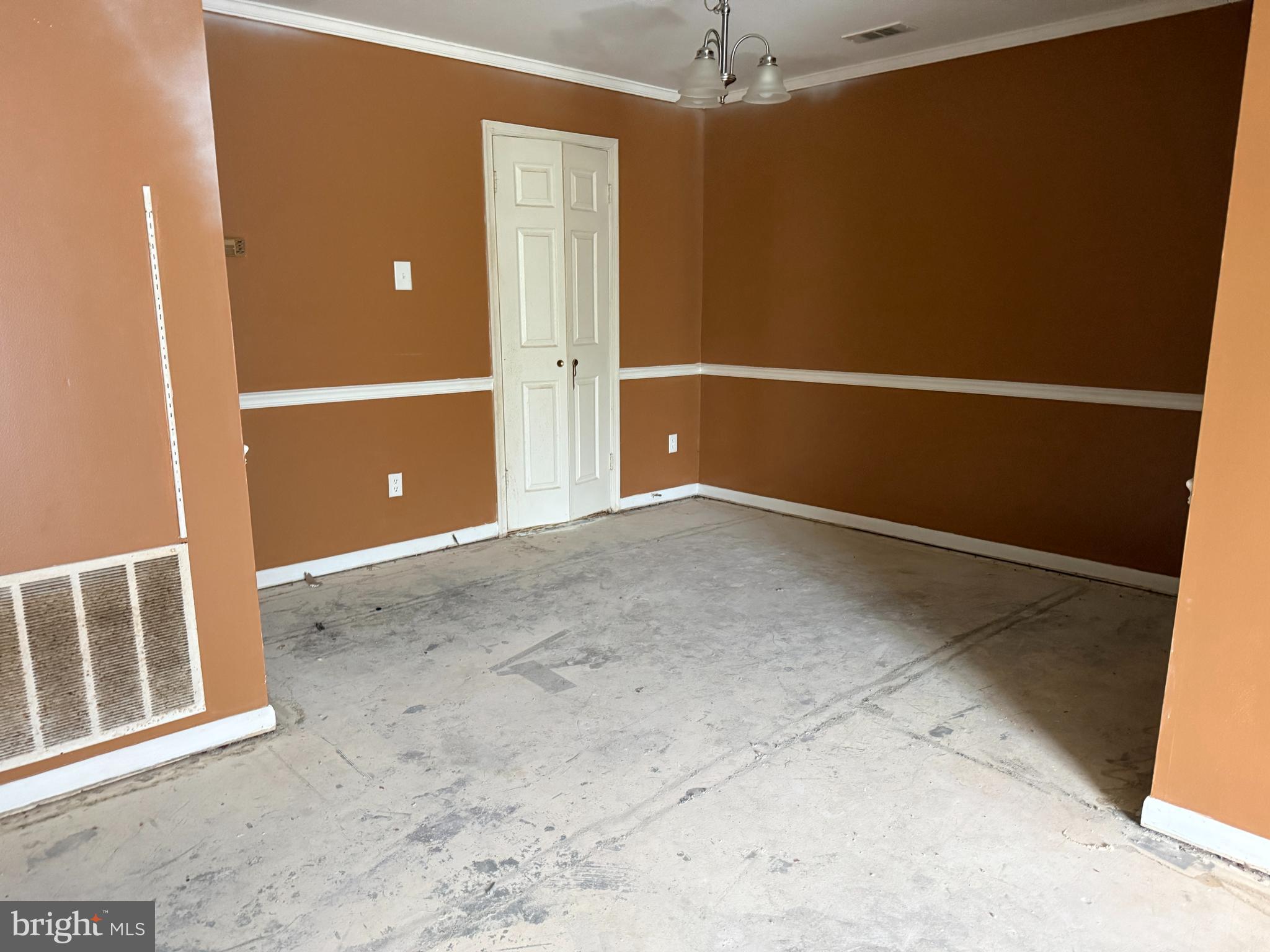CANDLEWOOD CONDOMINIUM - Residential