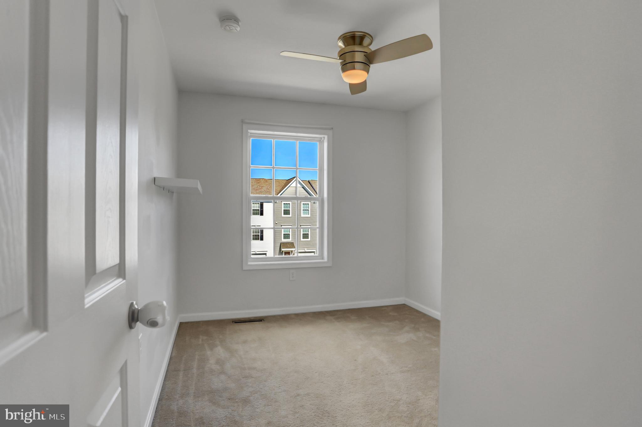 MOUNTAIN SHADOWS - Residential