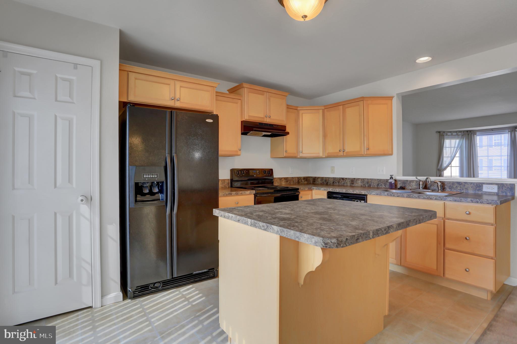 MOUNTAIN SHADOWS - Residential