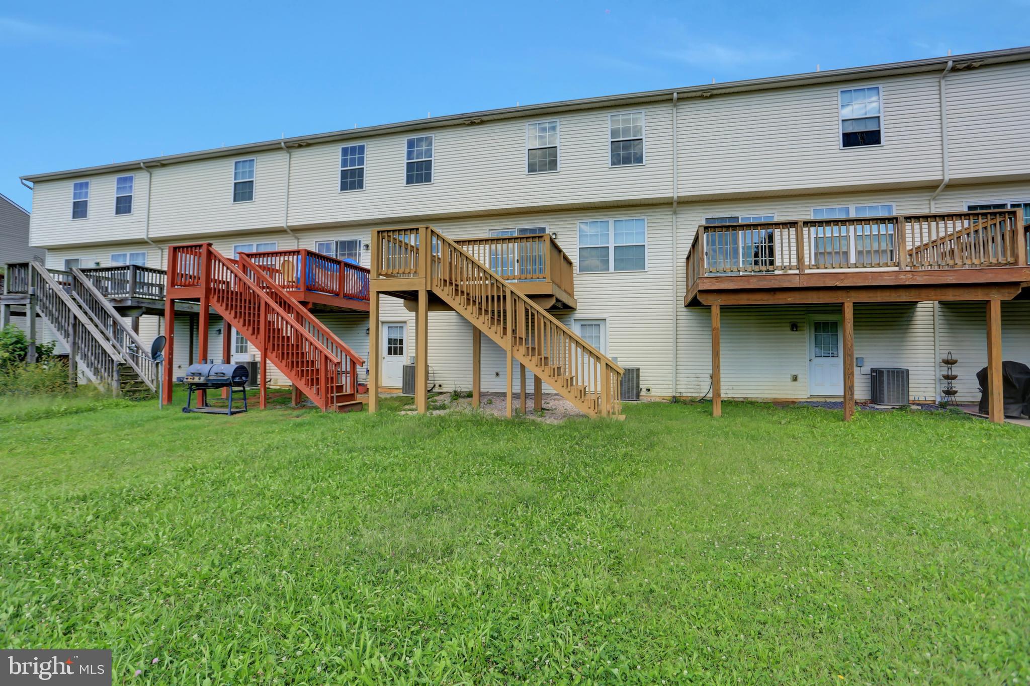 MOUNTAIN SHADOWS - Residential