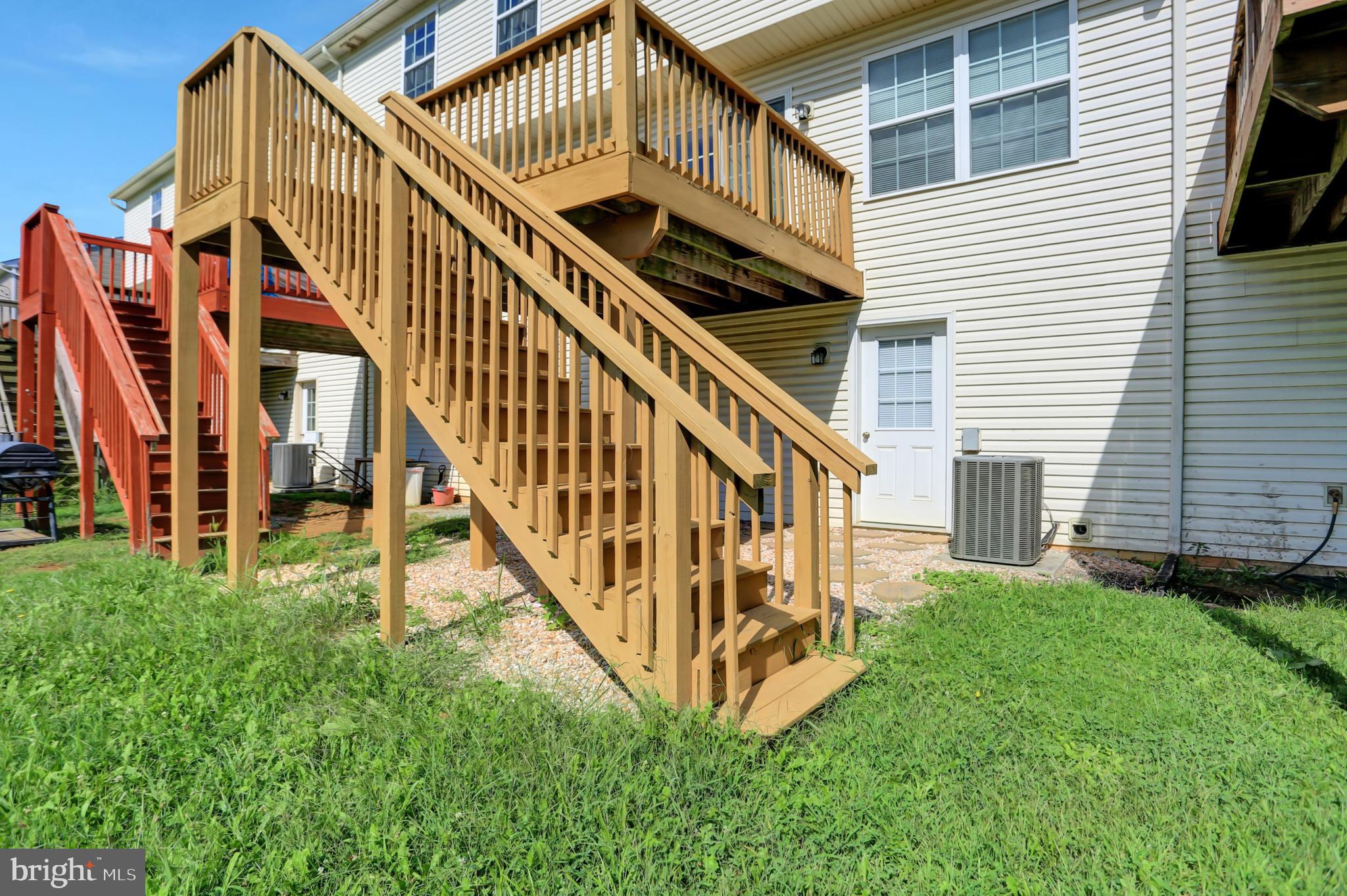MOUNTAIN SHADOWS - Residential