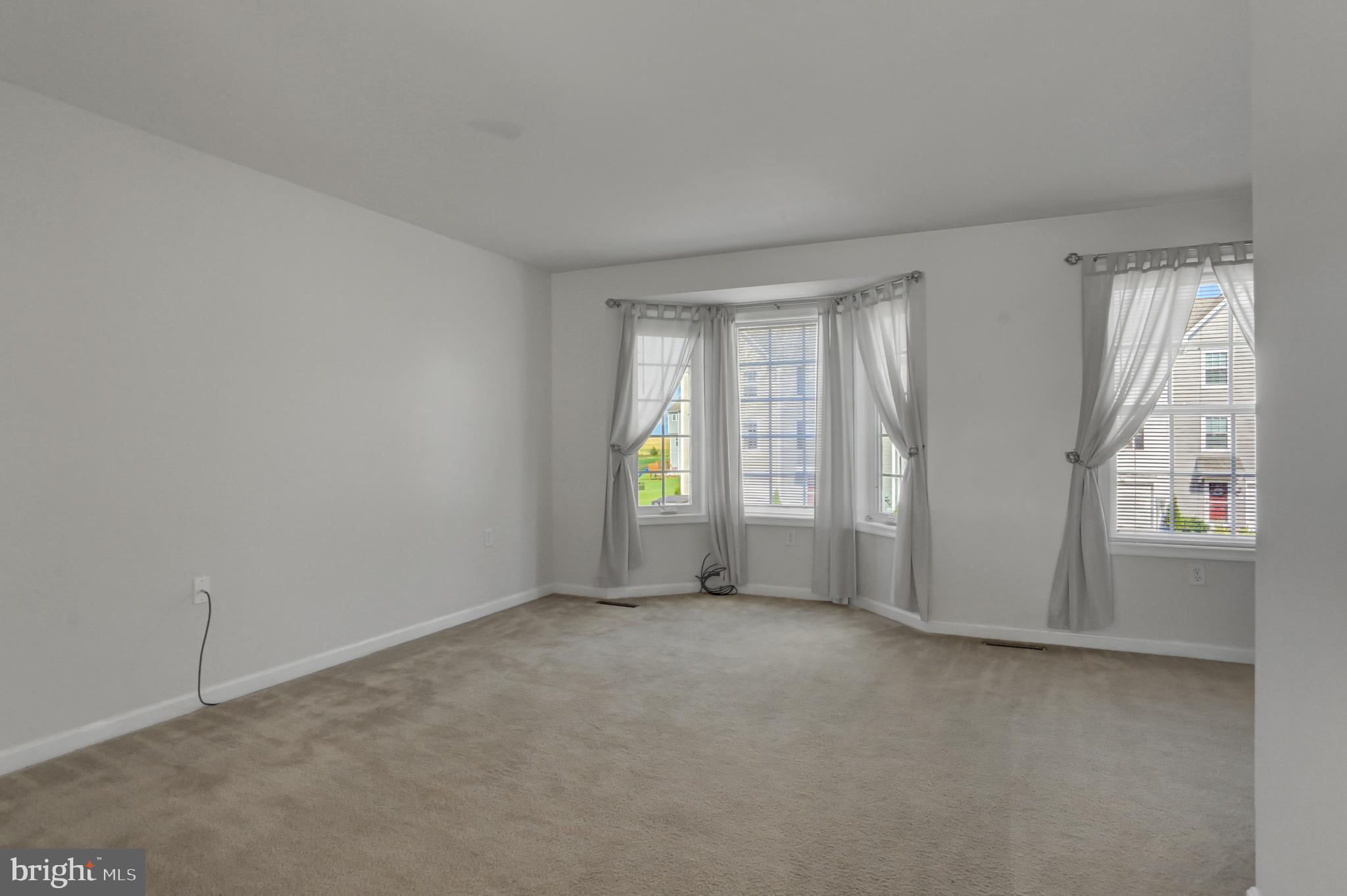 MOUNTAIN SHADOWS - Residential