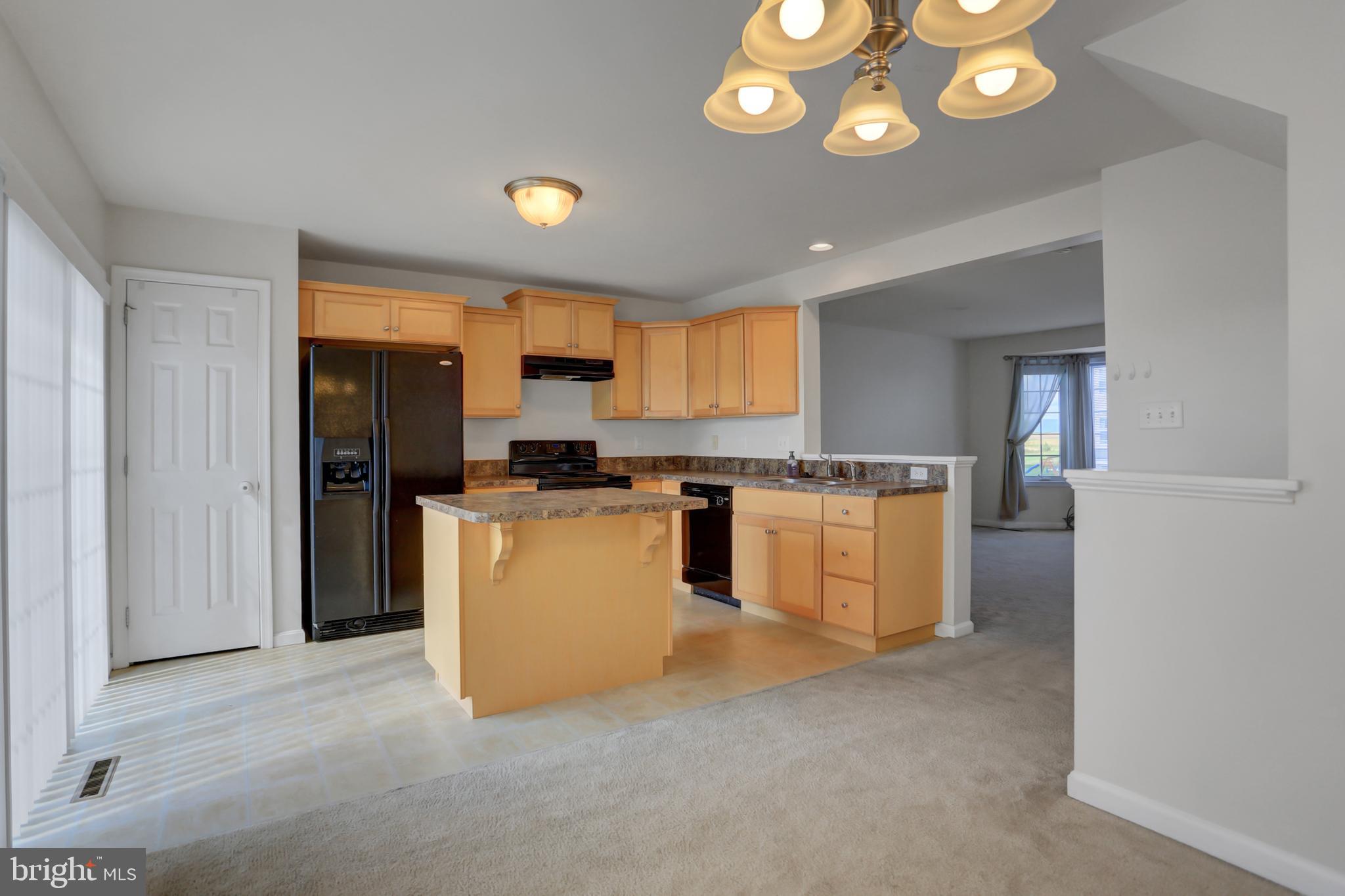 MOUNTAIN SHADOWS - Residential