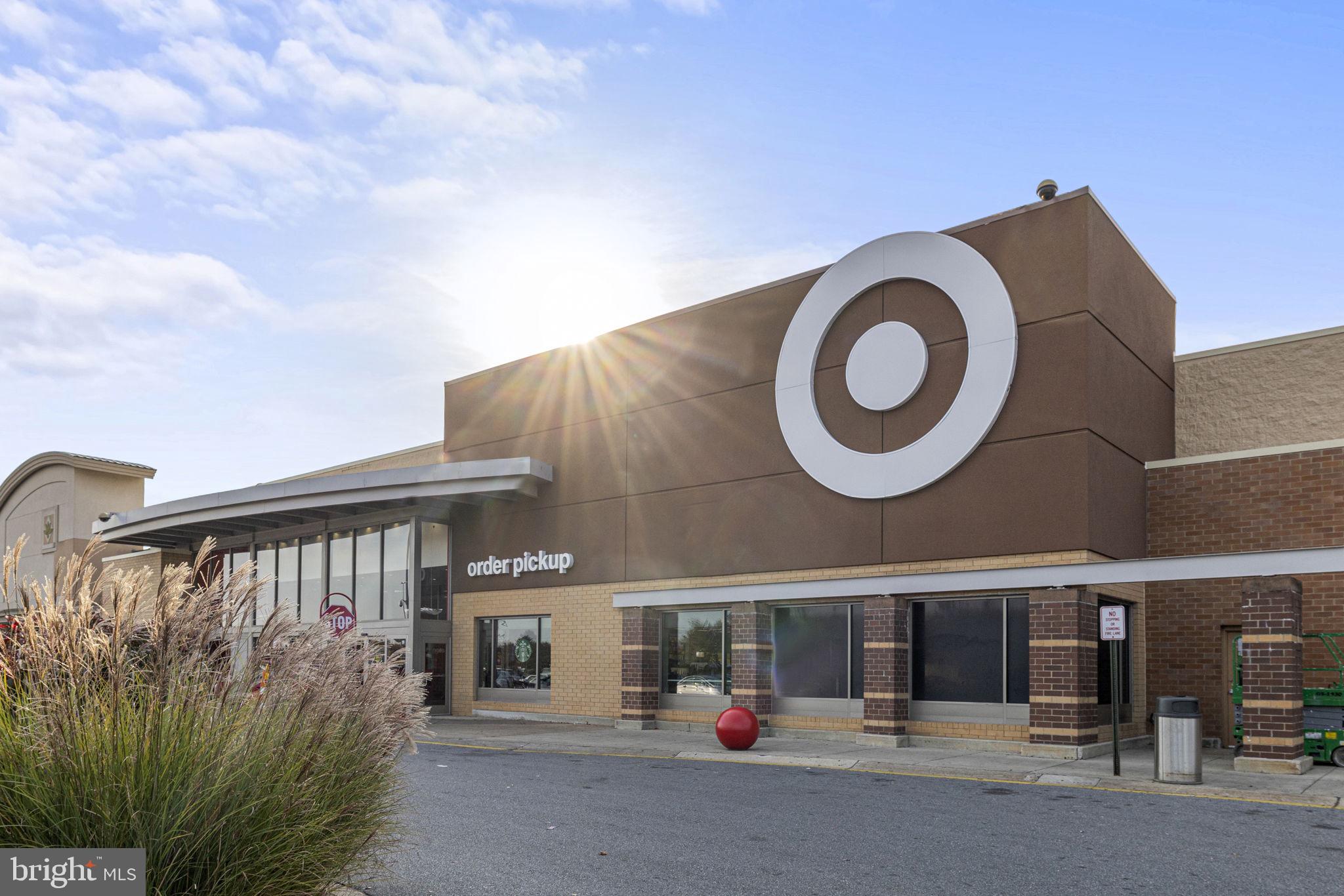 HOLLY HILL CONDOMINIUMS - Residential