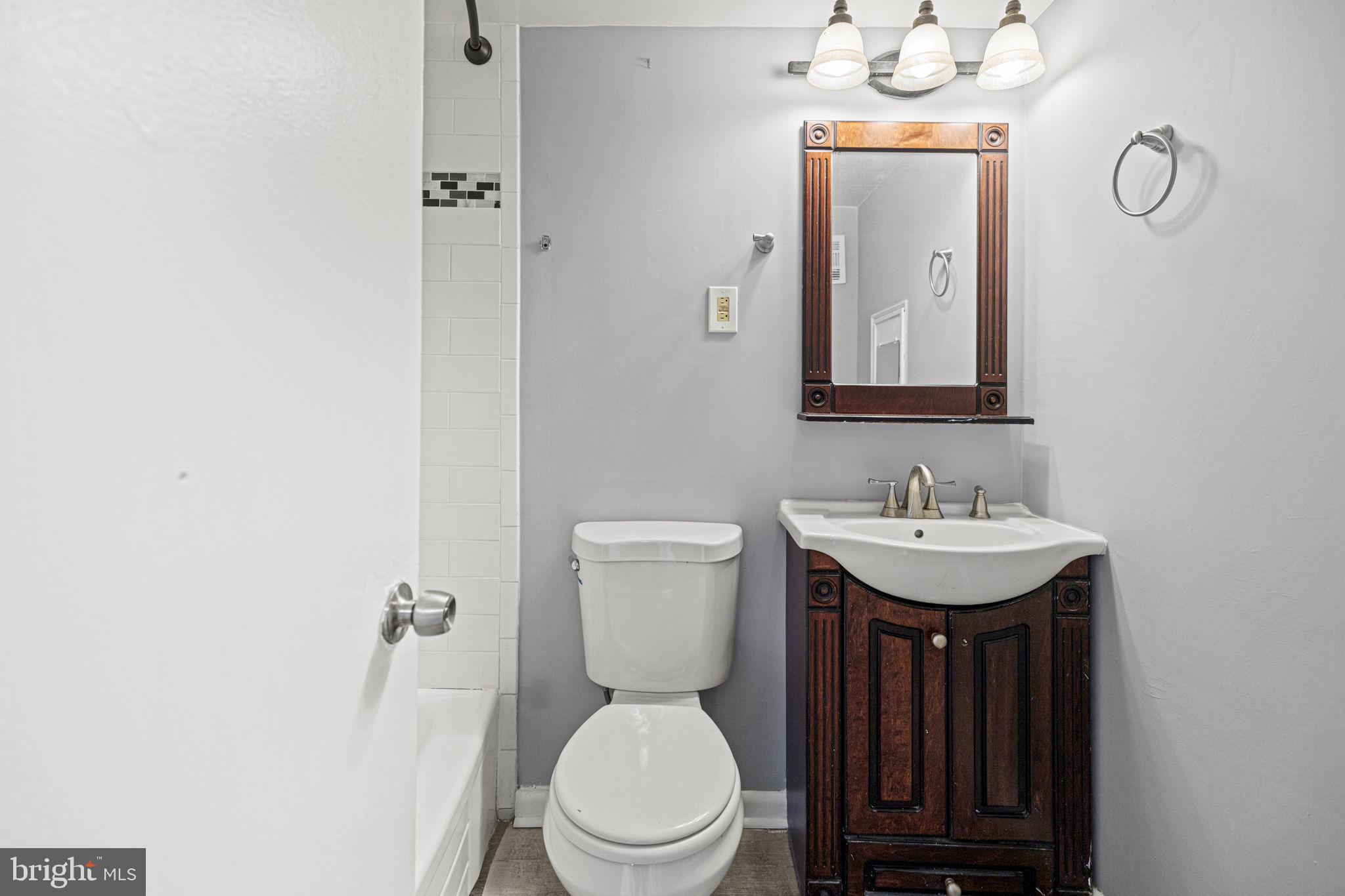 HOLLY HILL CONDOMINIUMS - Residential