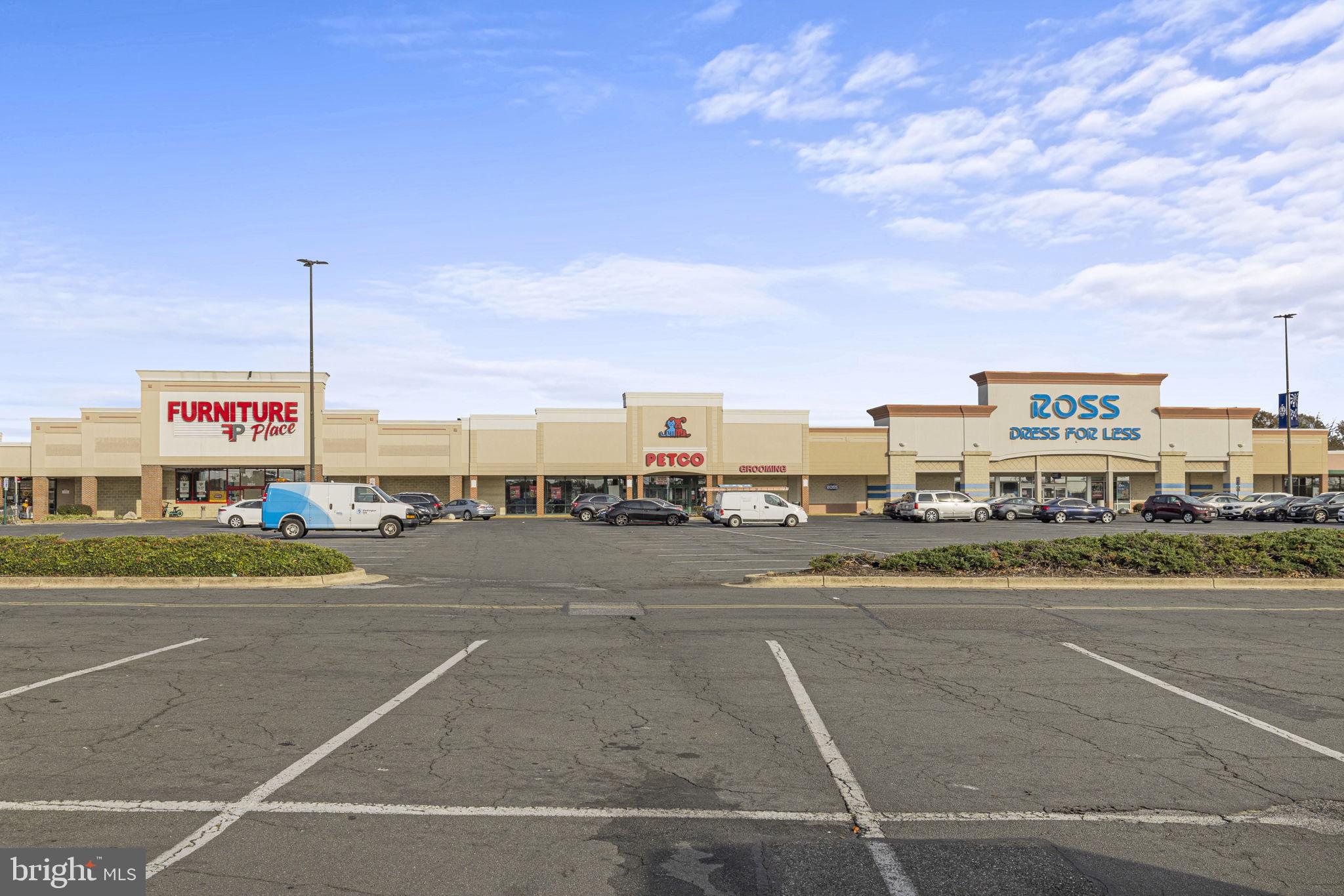 HOLLY HILL CONDOMINIUMS - Residential