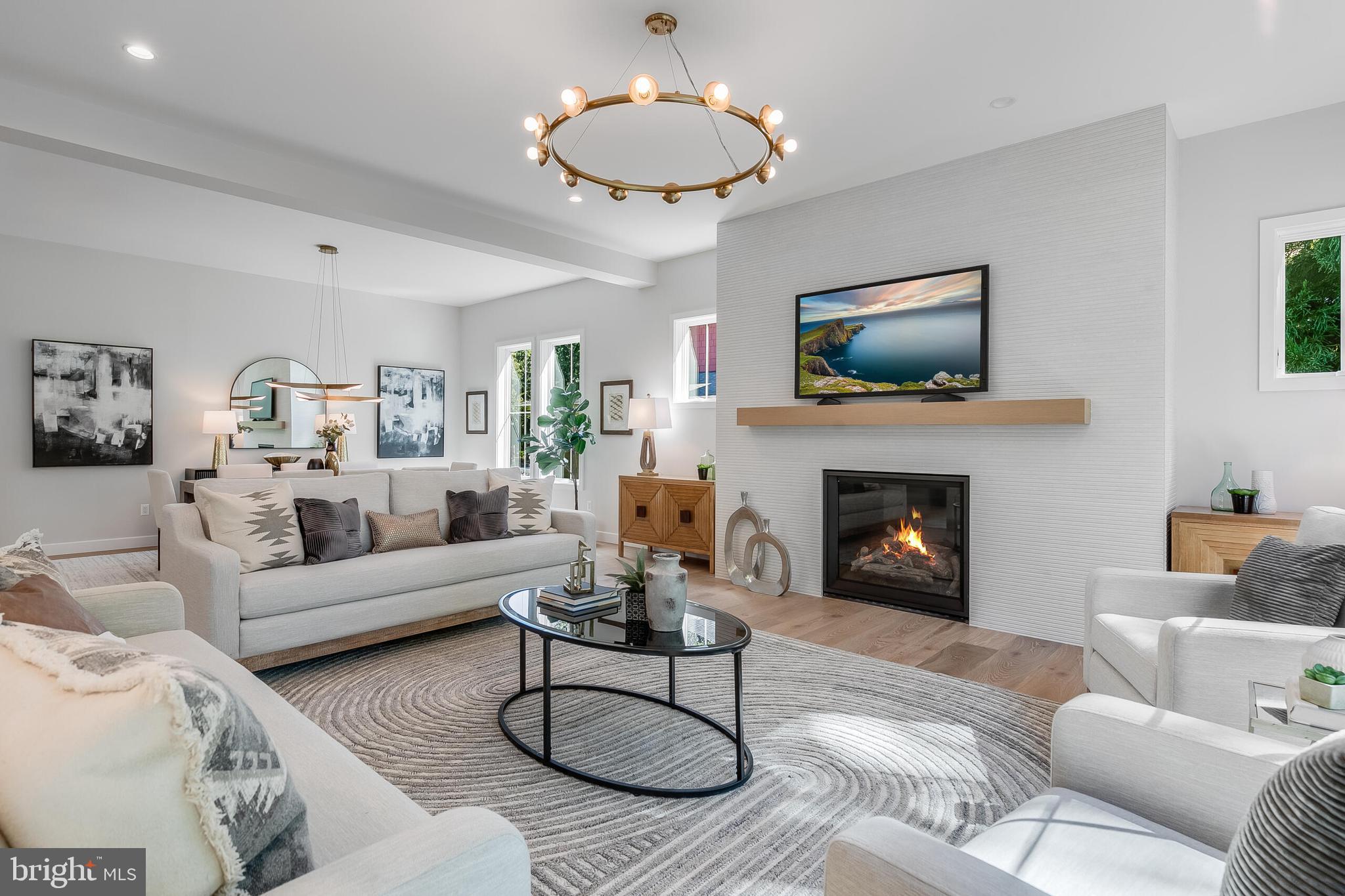 VIENNA WOODS - Residential