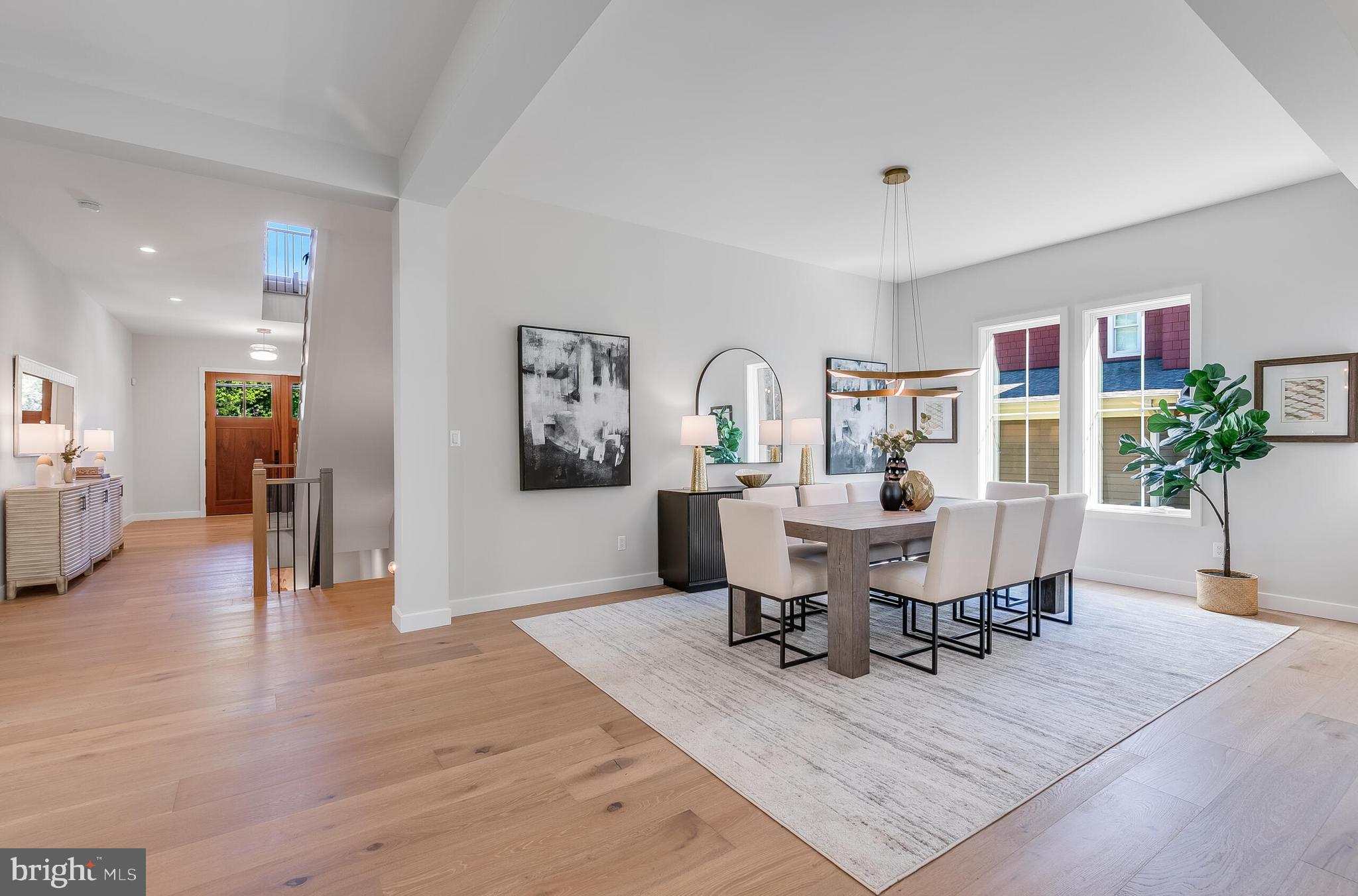 VIENNA WOODS - Residential