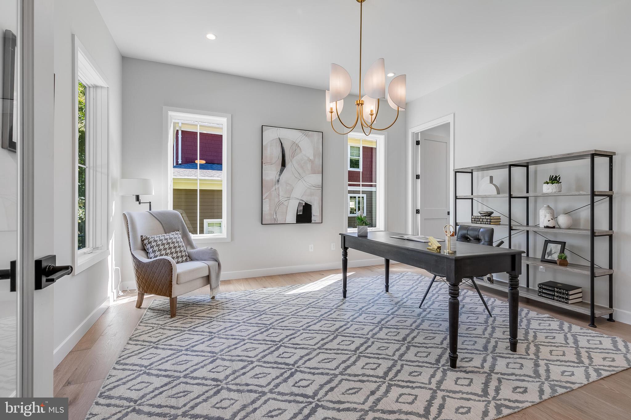 VIENNA WOODS - Residential