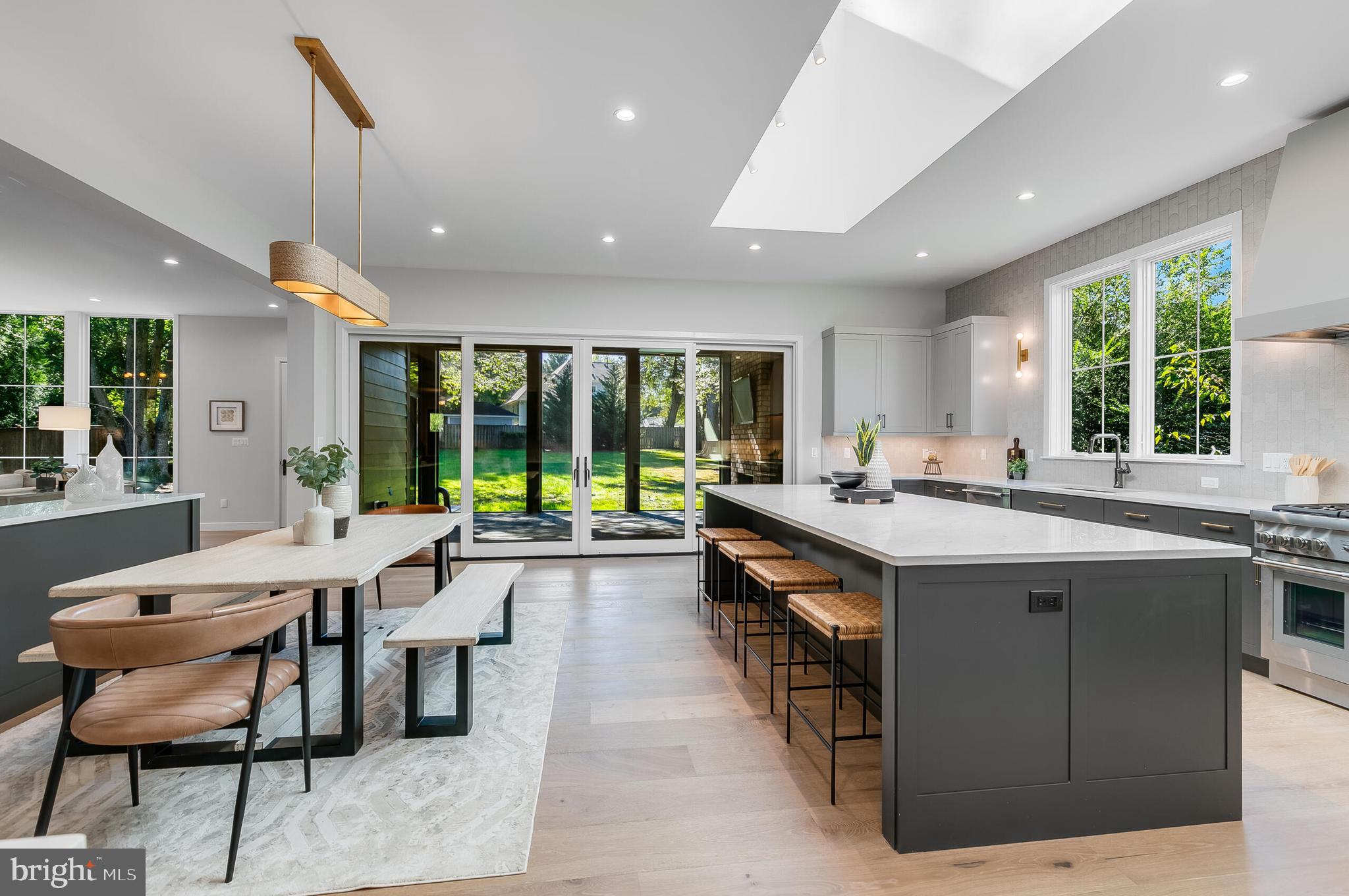 VIENNA WOODS - Residential