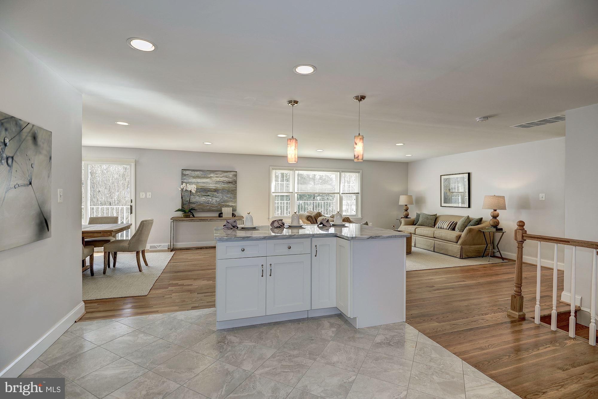 MC LEAN HAMLET - Residential Lease