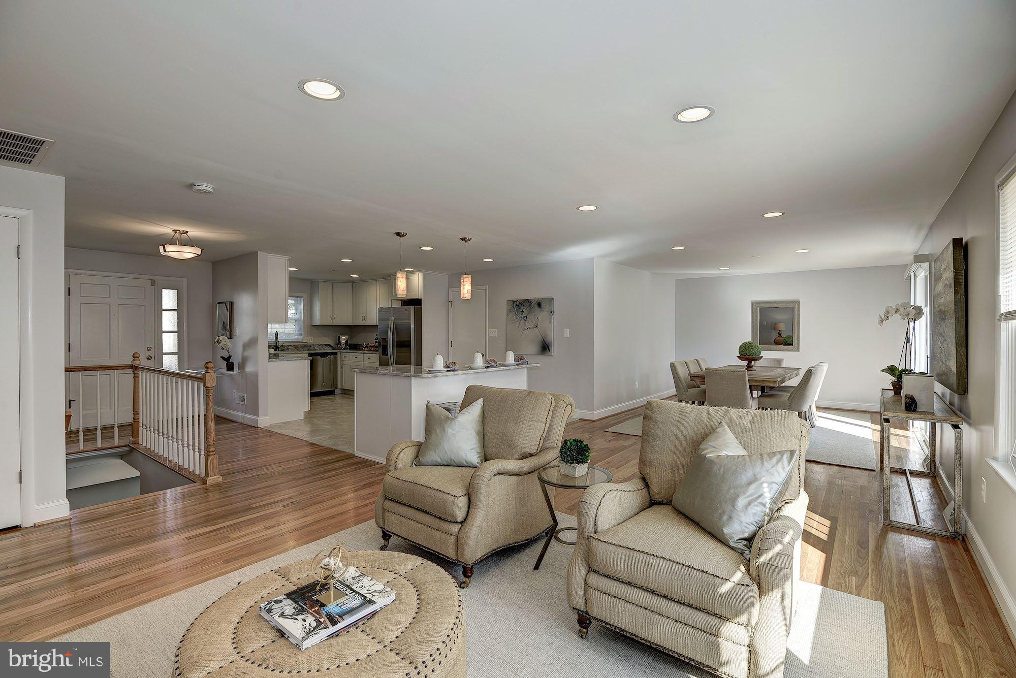 MC LEAN HAMLET - Residential Lease