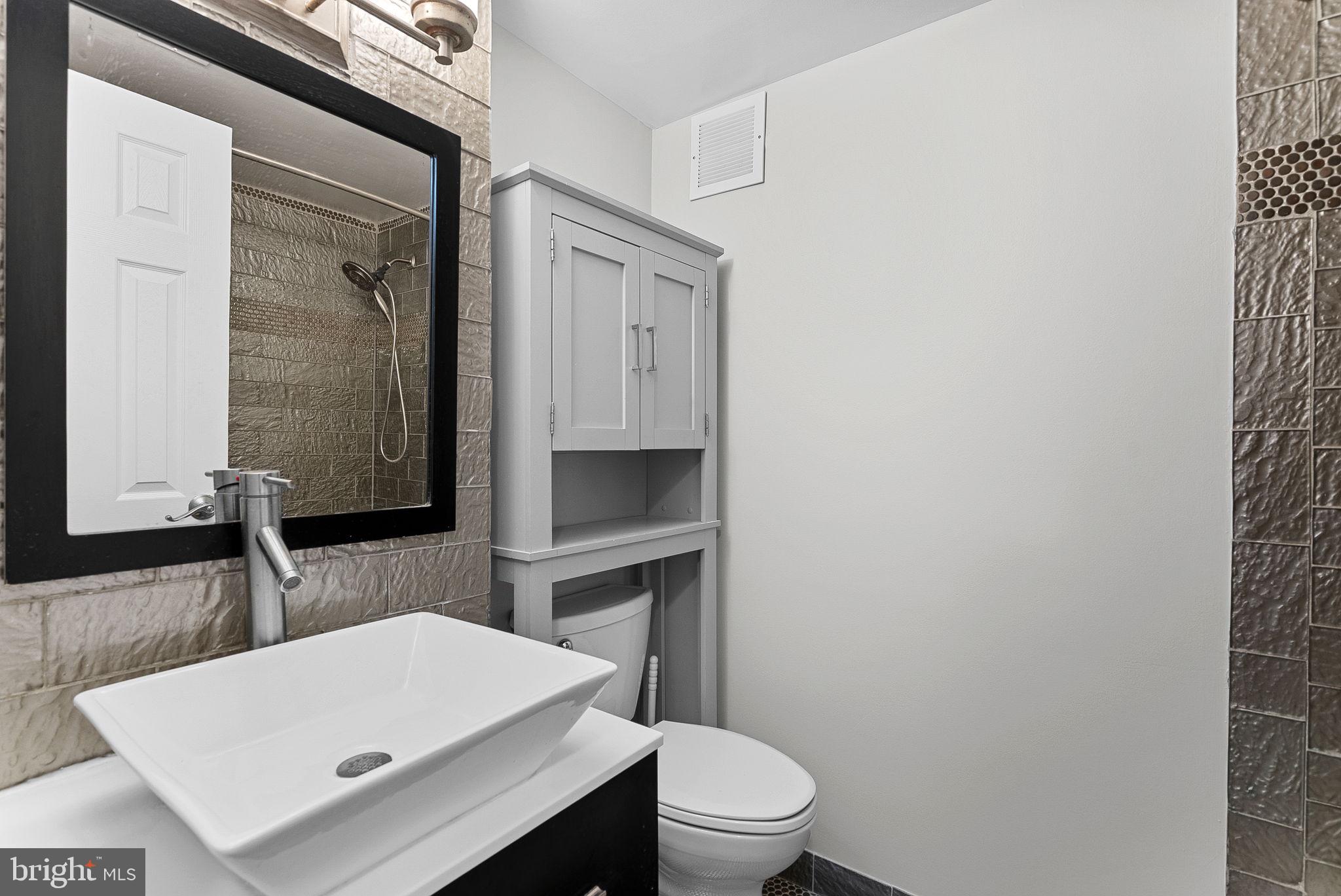 PAVILION ON THE PARK - Residential