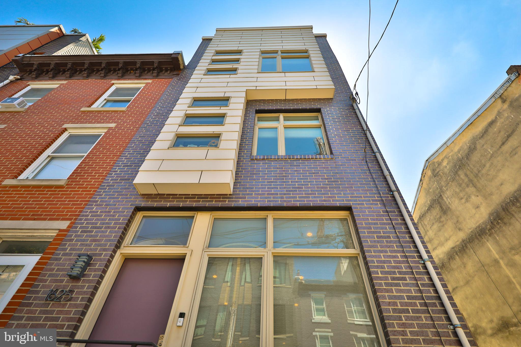 OLDE KENSINGTON - Residential