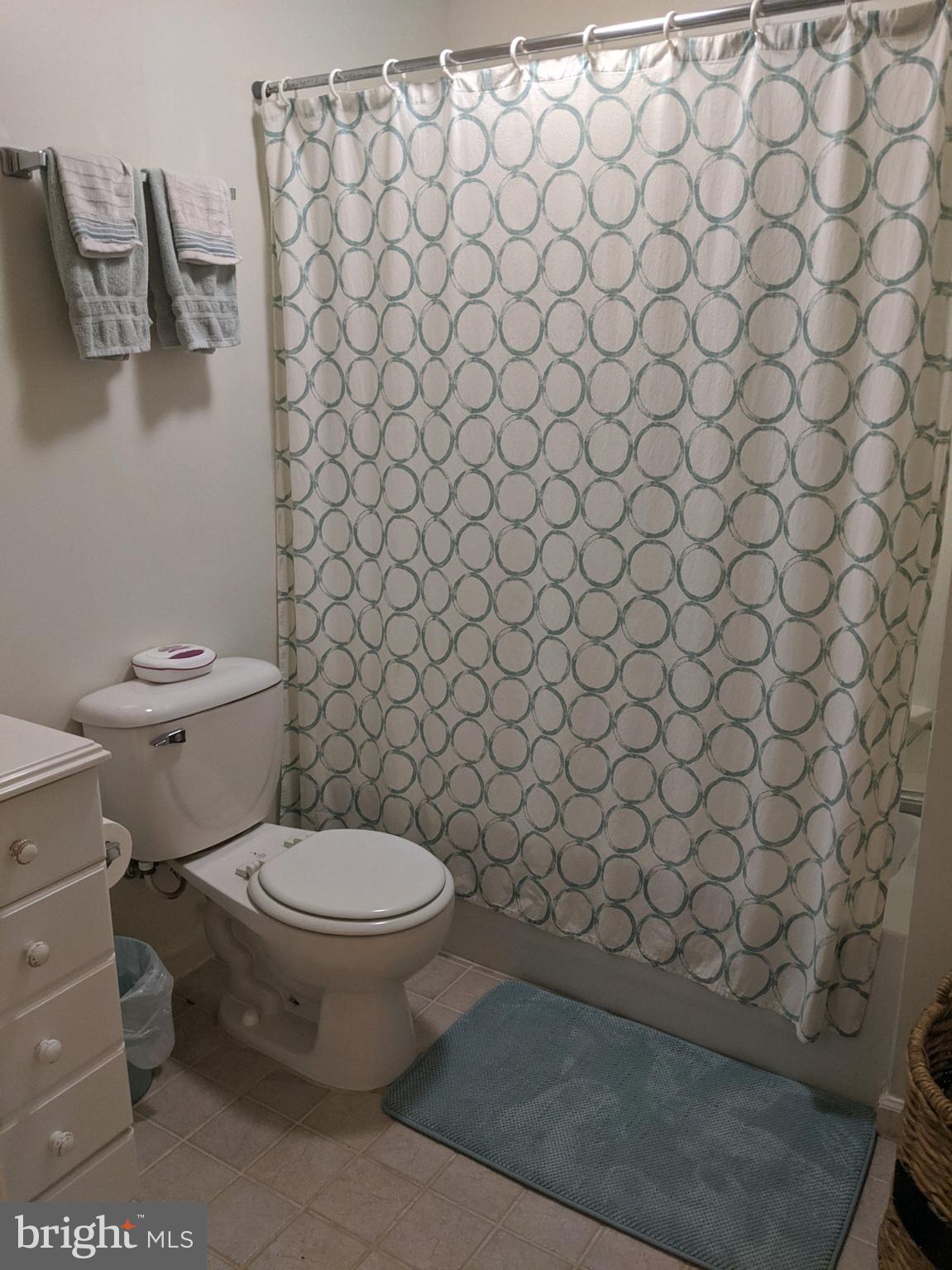 CHAPEL GROVE - Residential Lease