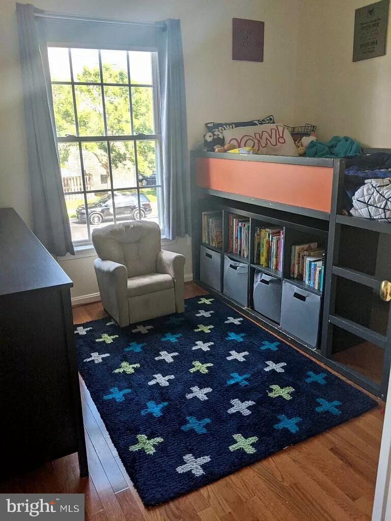 CHAPEL GROVE - Residential Lease