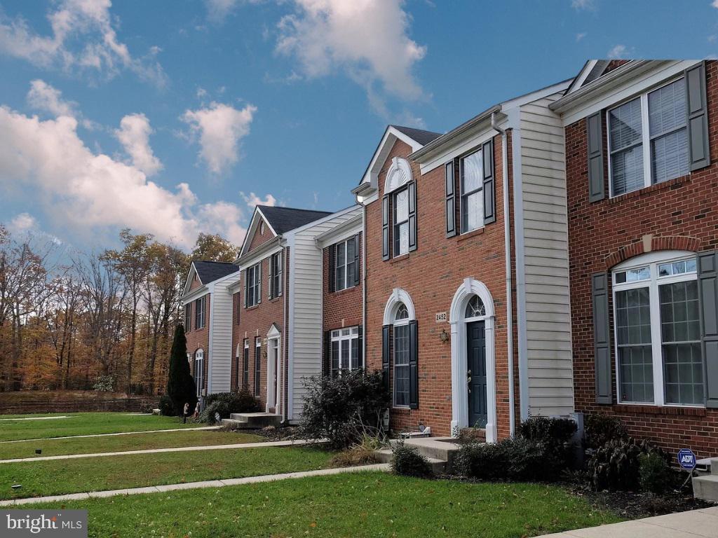 CHAPEL GROVE - Residential Lease