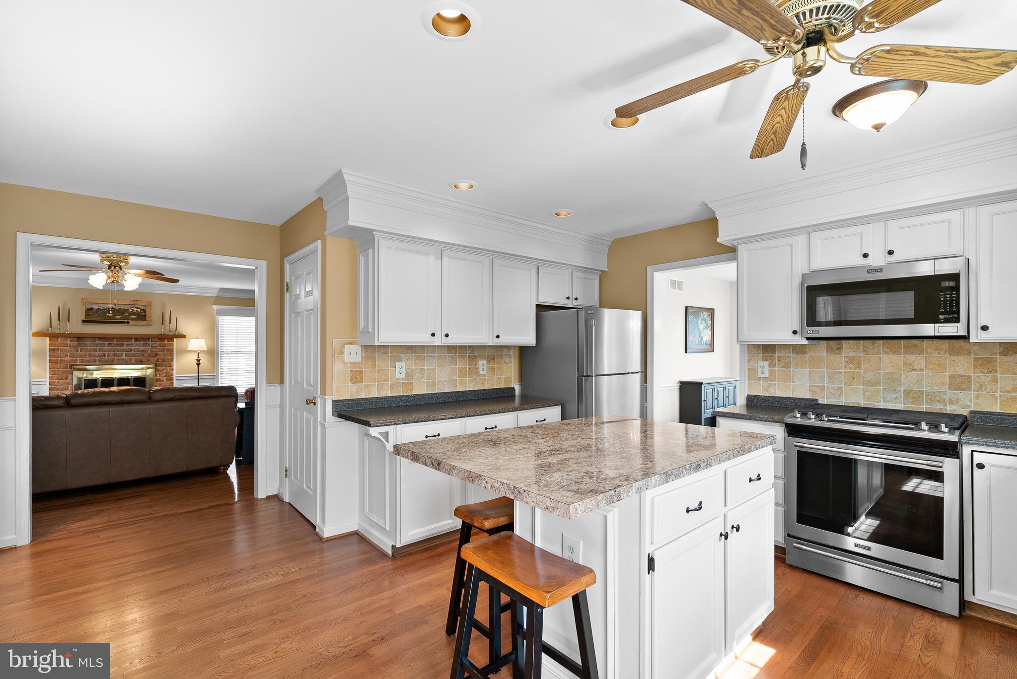 CHARLESTOWNE - Residential