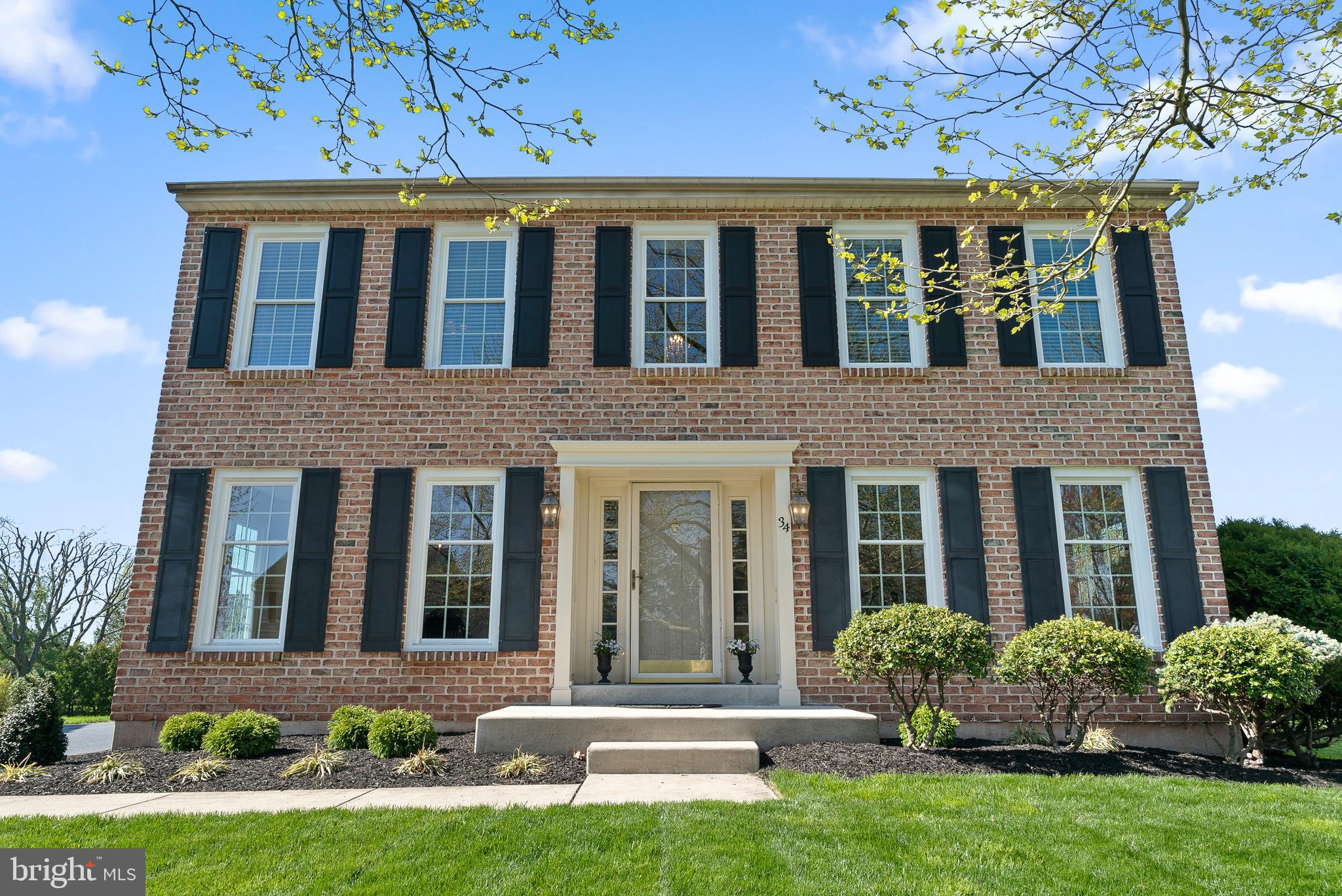 CHARLESTOWNE - Residential