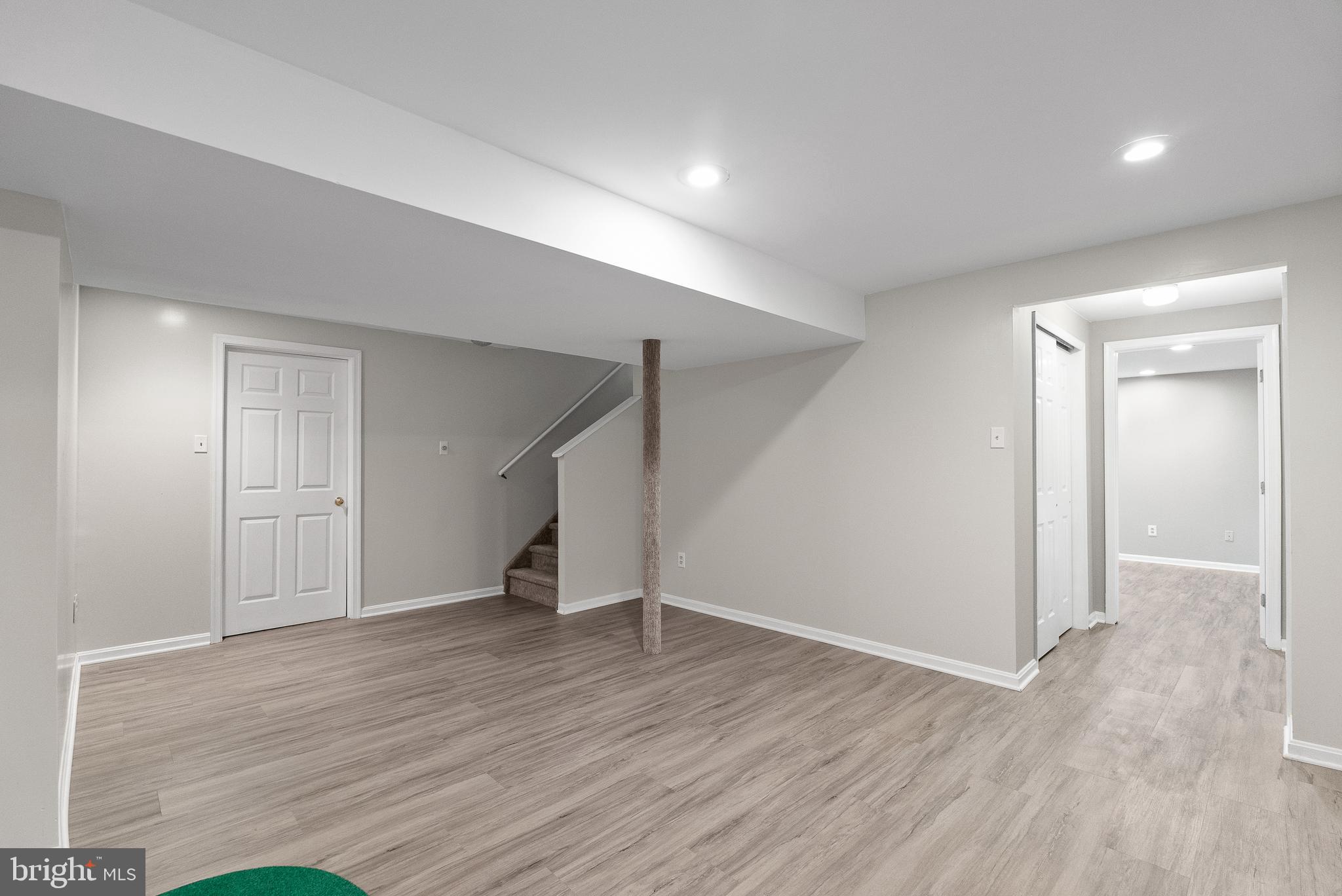 CHARLESTOWNE - Residential