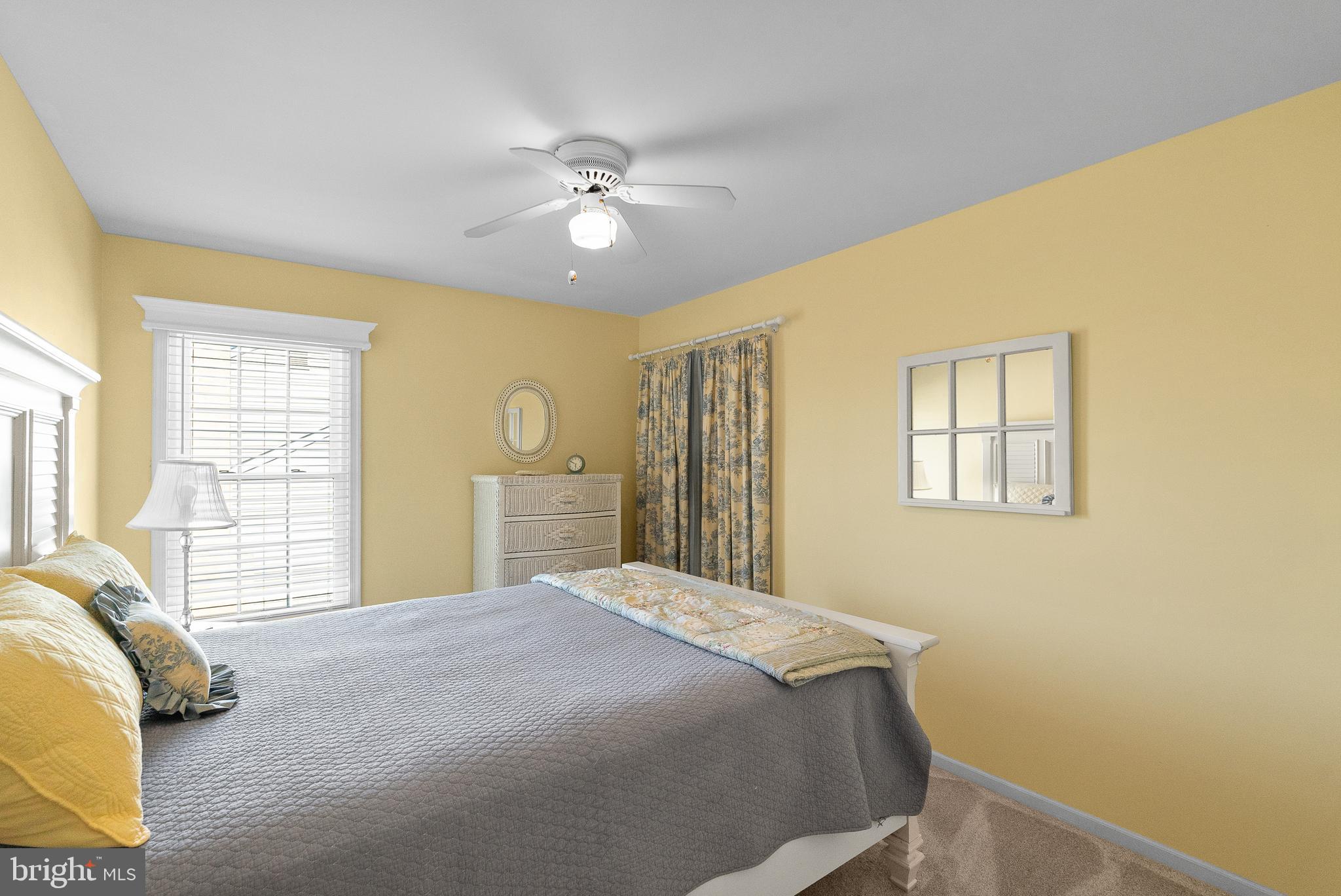 CHARLESTOWNE - Residential