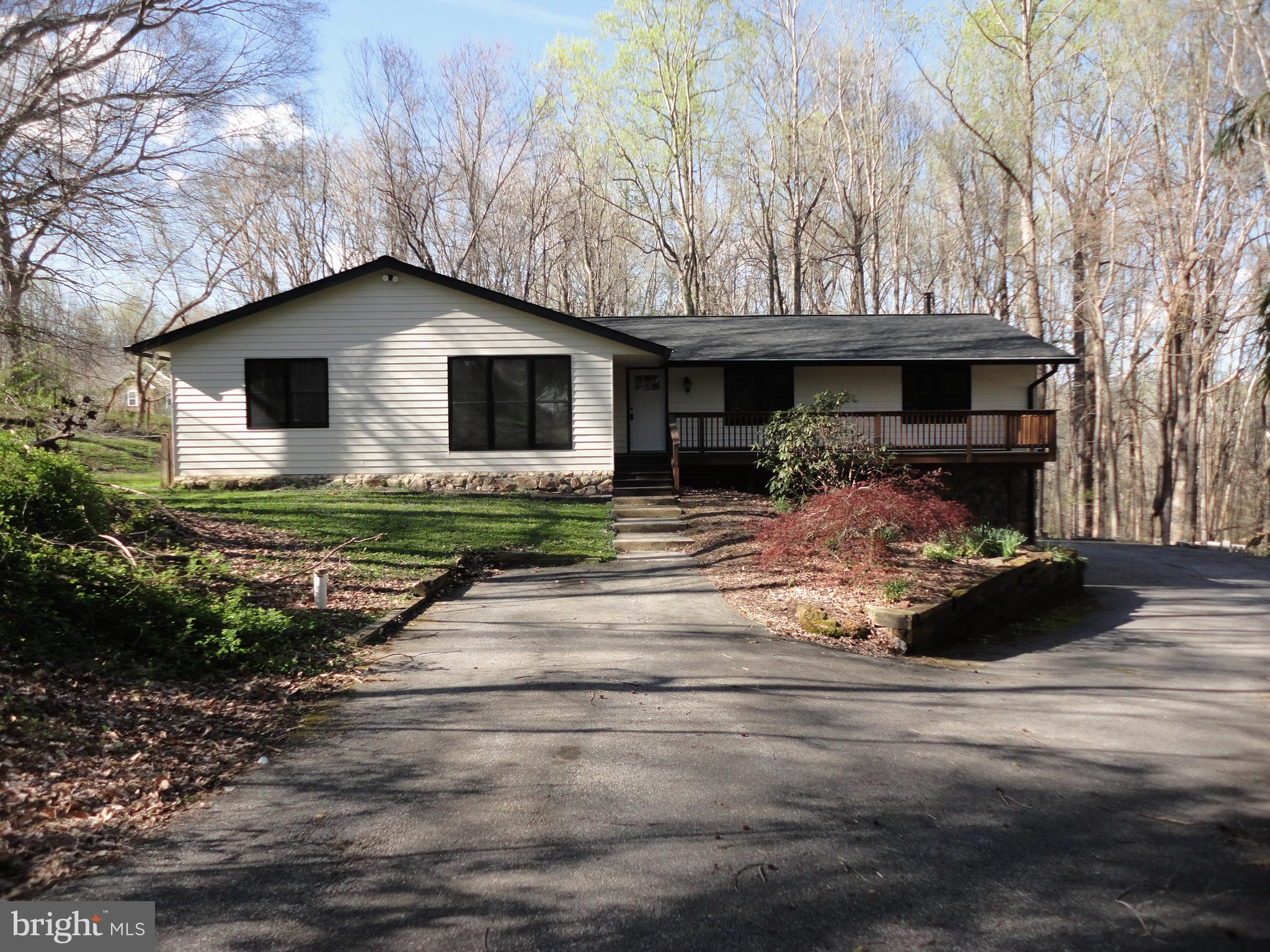 RUSTIC KNOLLS - Residential Lease