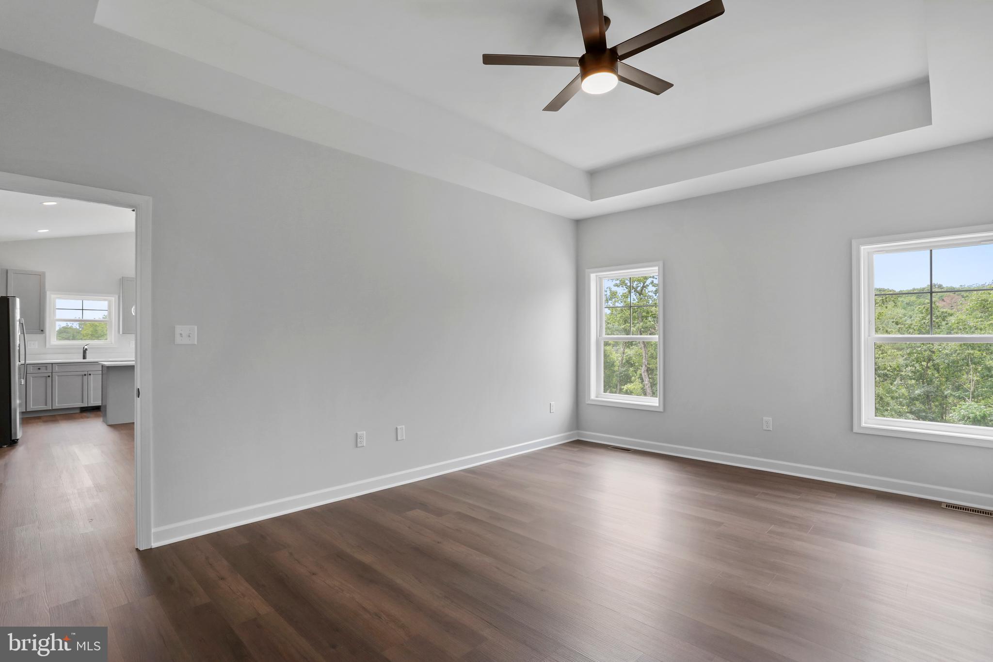 MIDDLE CREEK VISTAS - Residential