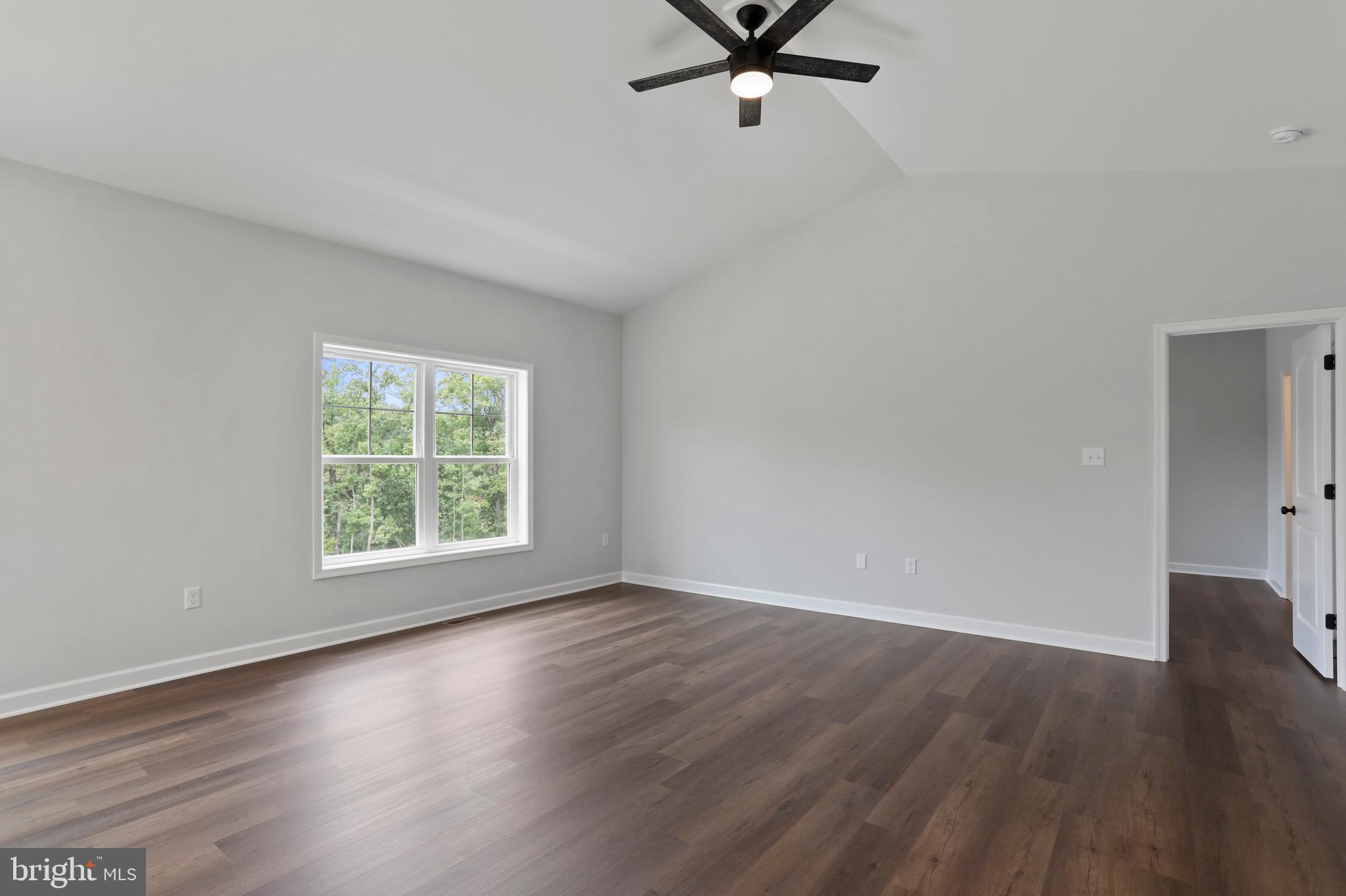 MIDDLE CREEK VISTAS - Residential