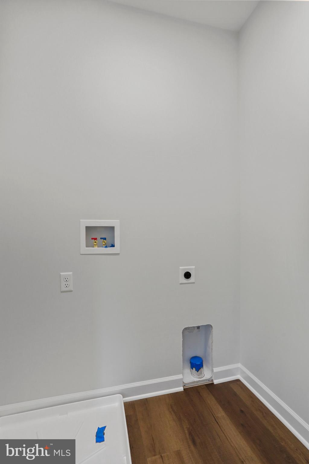 MIDDLE CREEK VISTAS - Residential