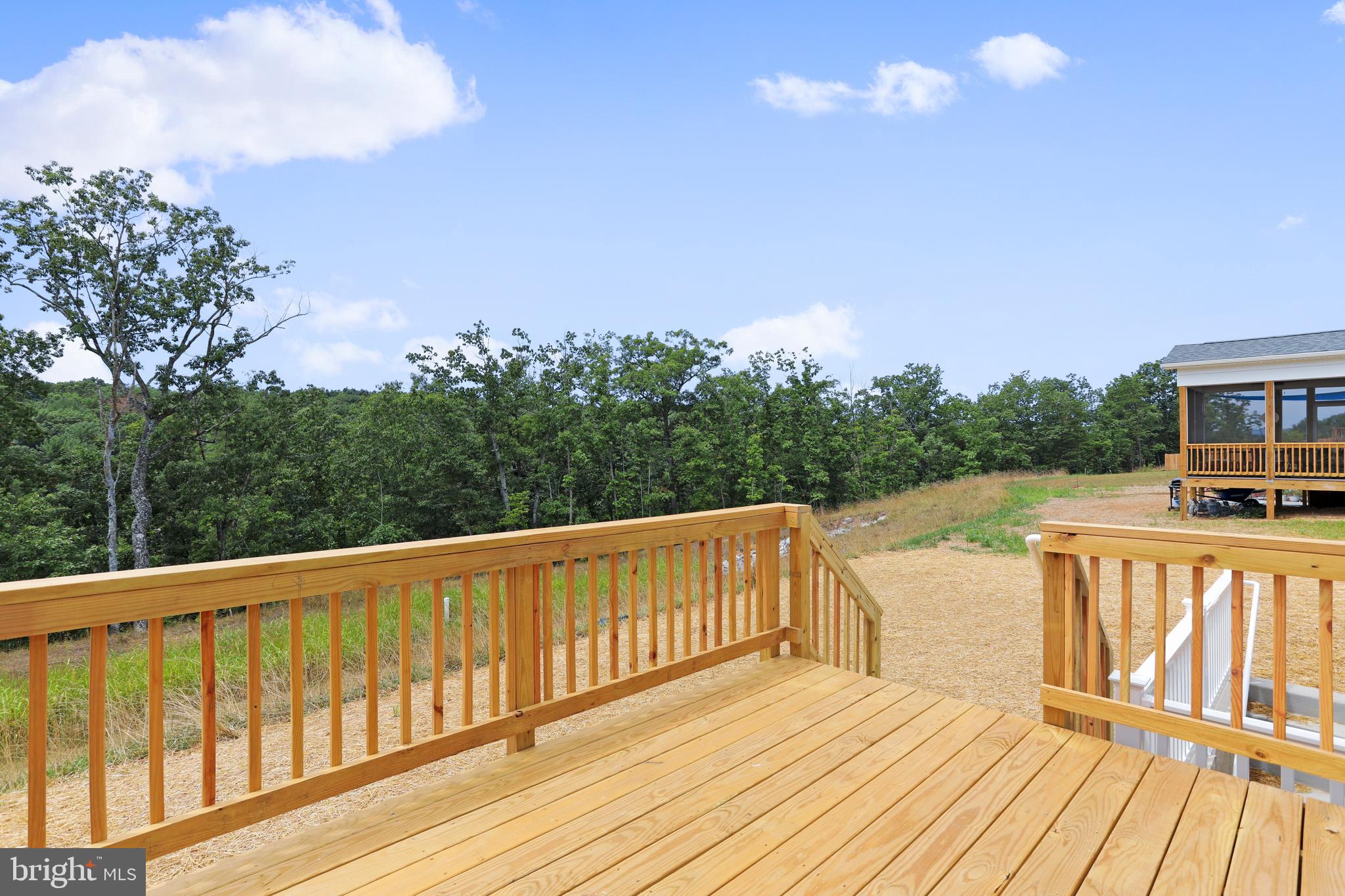 MIDDLE CREEK VISTAS - Residential