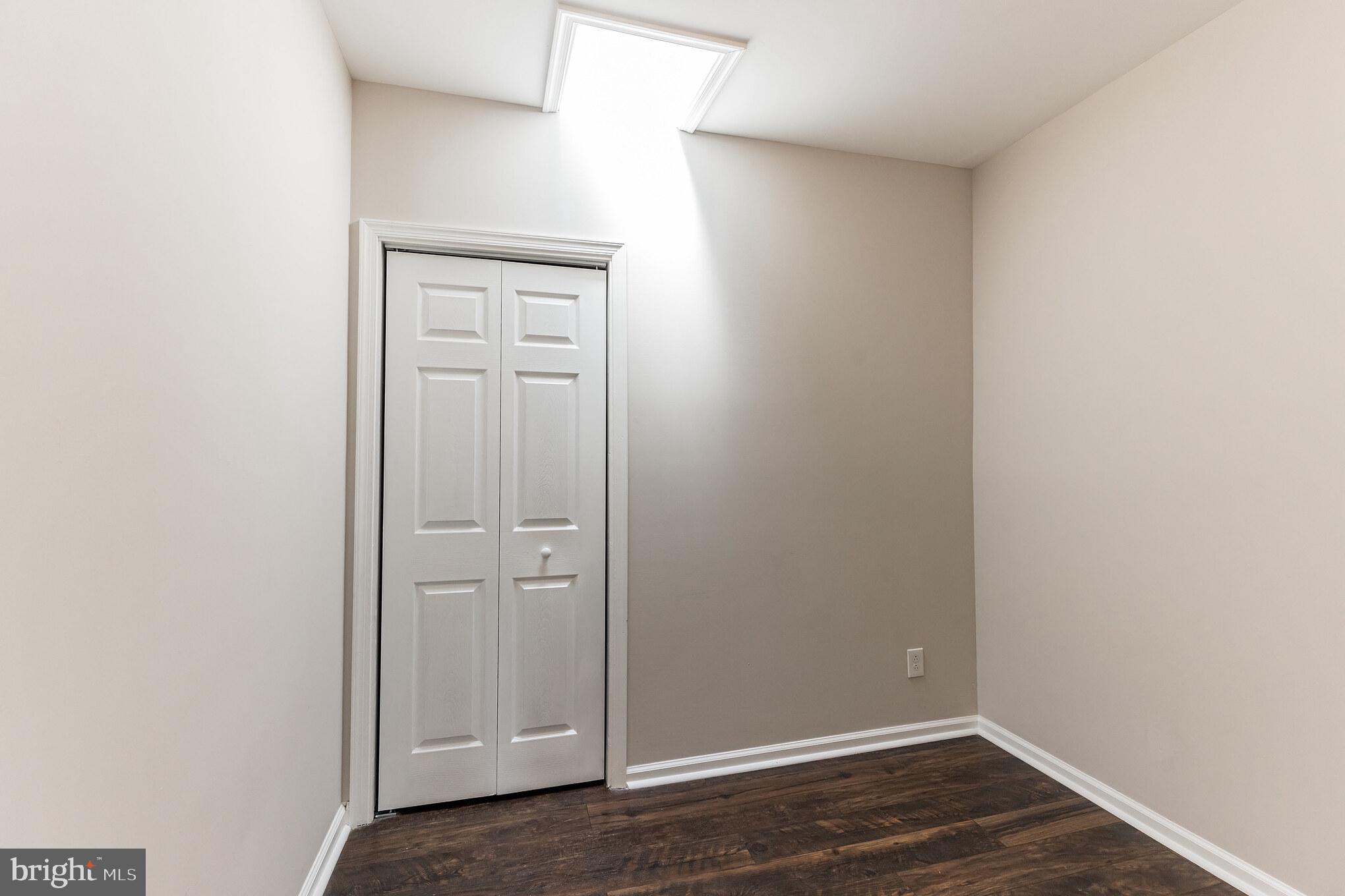 WASHINGTON VILLAGE - Residential Lease
