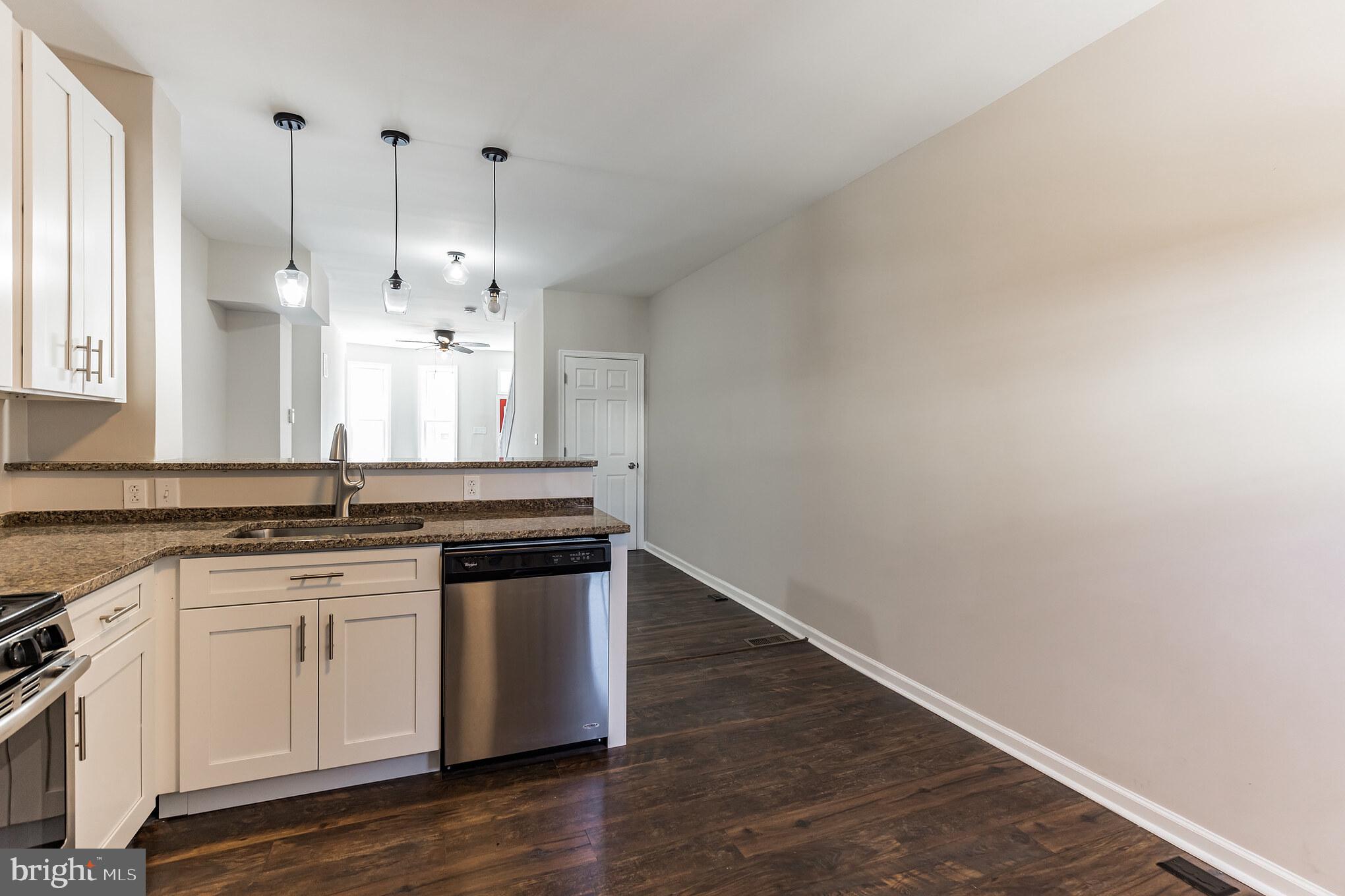 WASHINGTON VILLAGE - Residential Lease