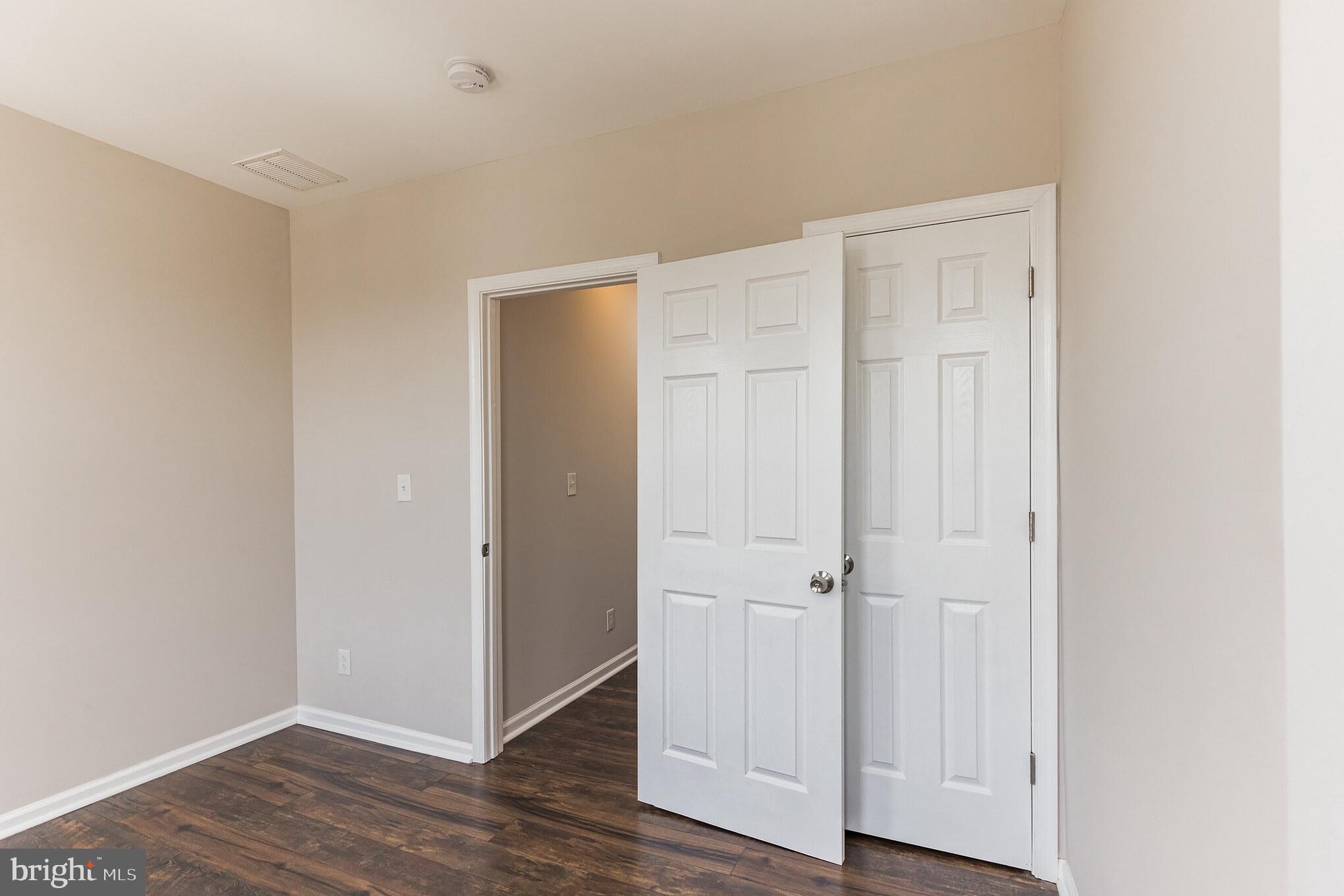 WASHINGTON VILLAGE - Residential Lease