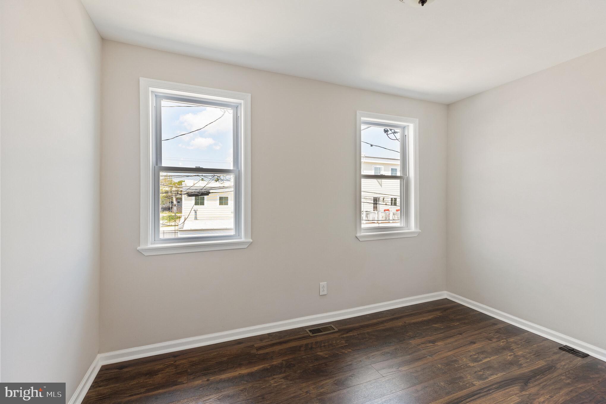 WASHINGTON VILLAGE - Residential Lease