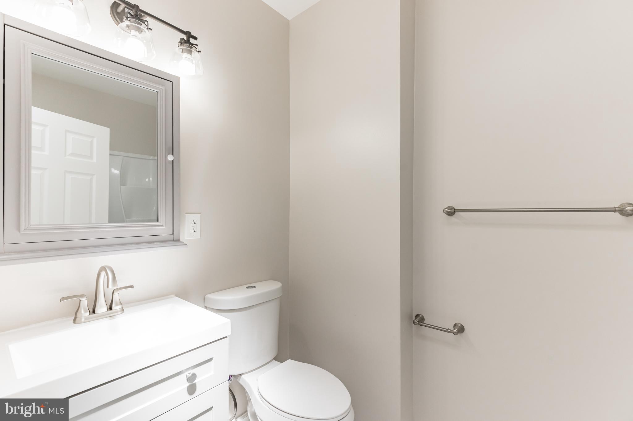 WASHINGTON VILLAGE - Residential Lease