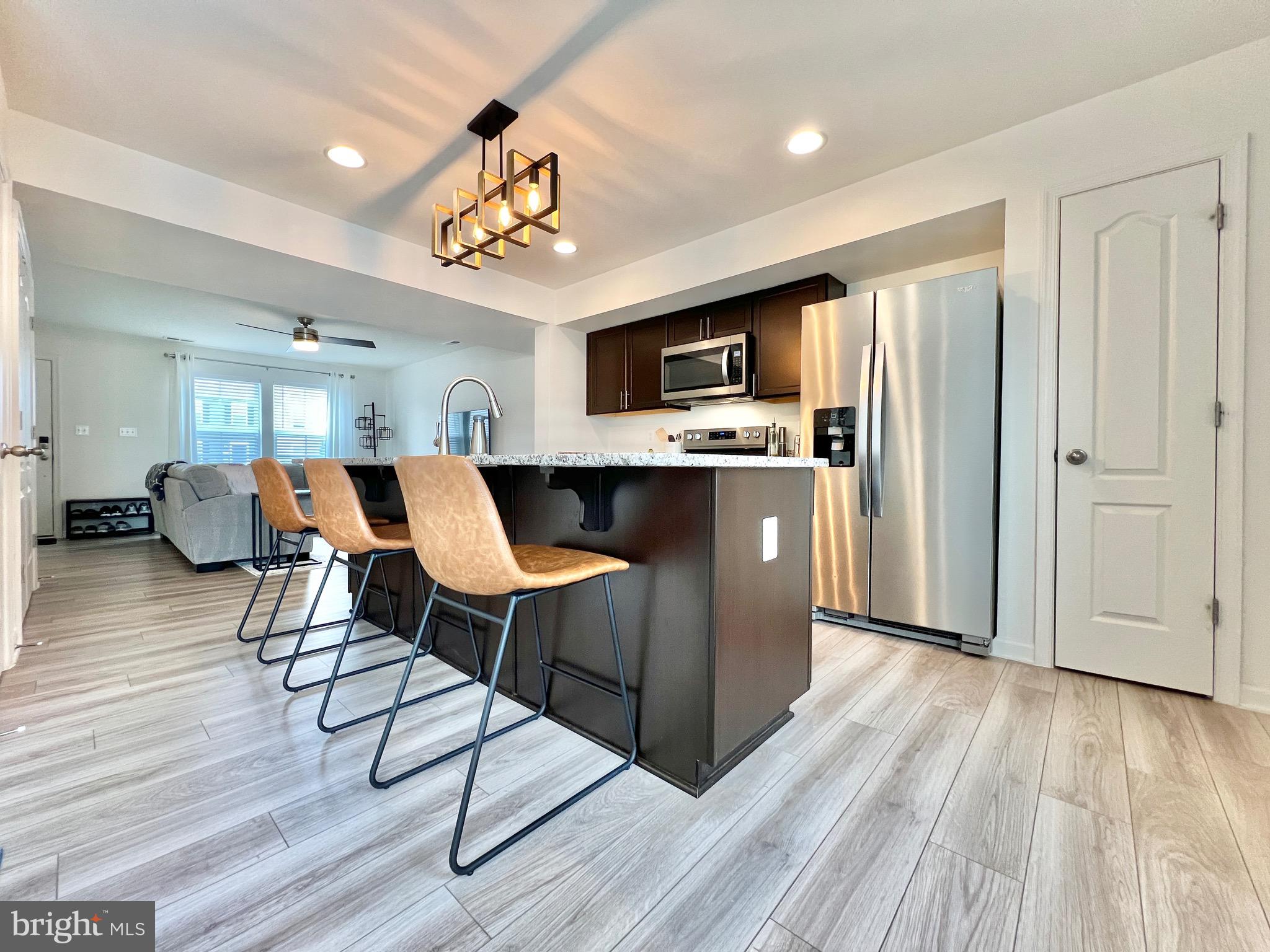 WHISPERING PINES - Residential