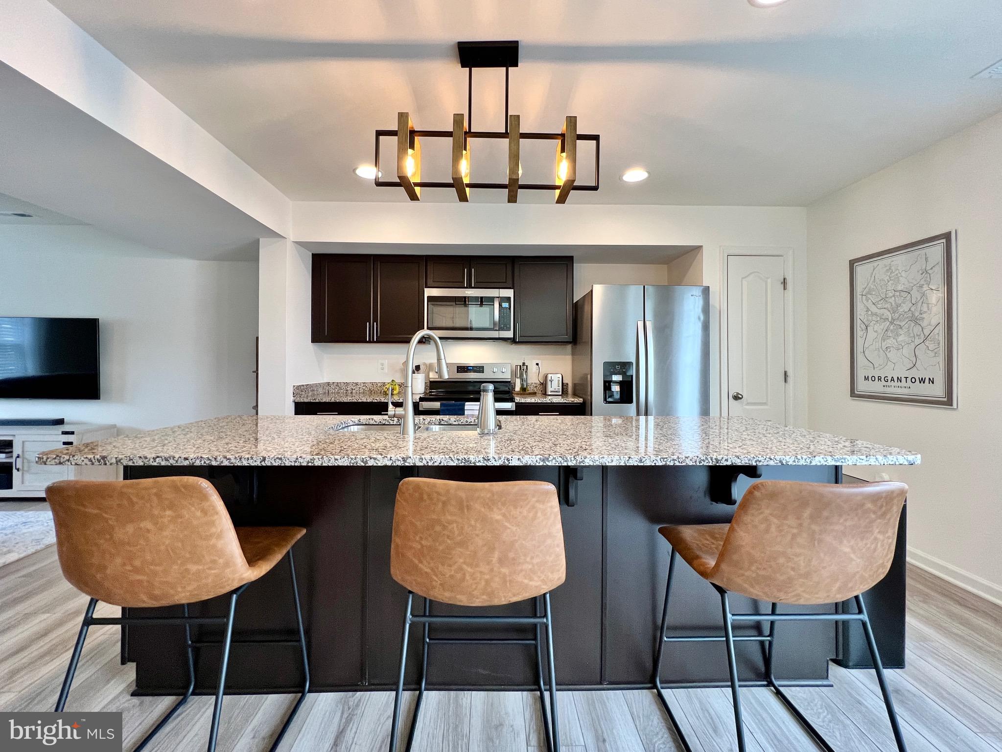 WHISPERING PINES - Residential