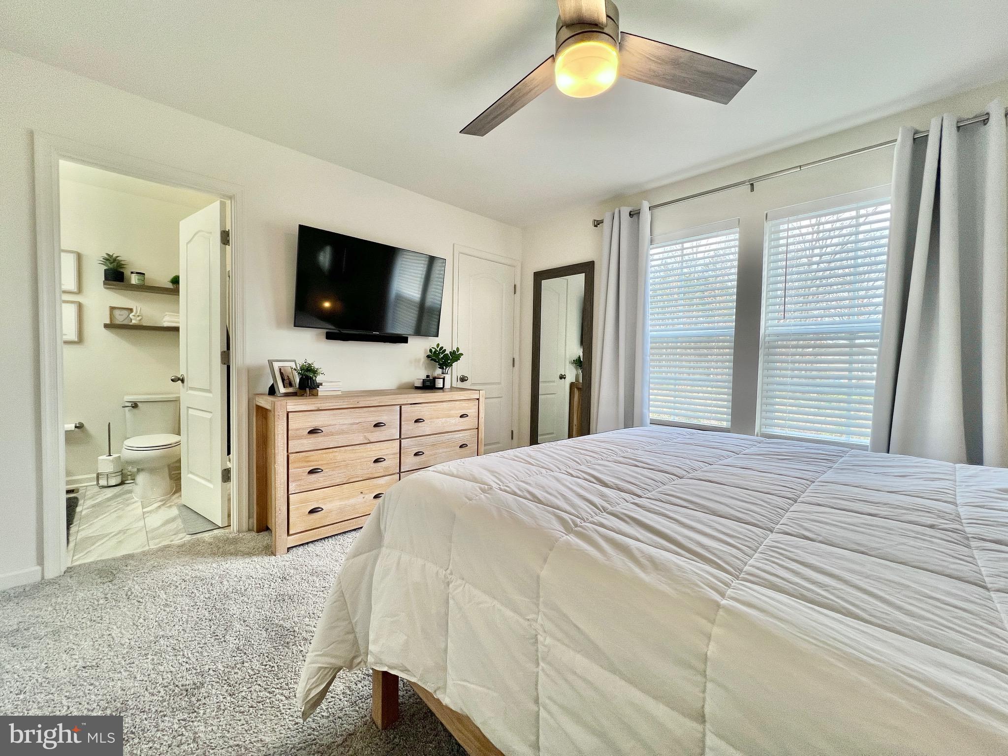 WHISPERING PINES - Residential