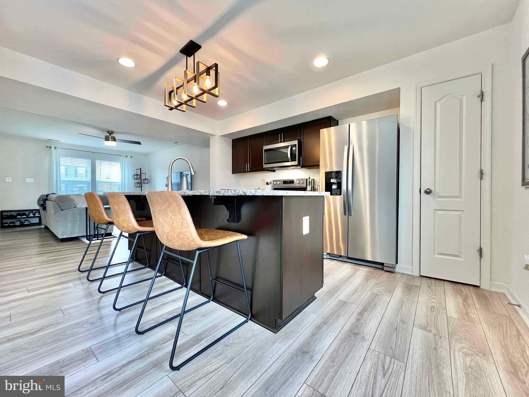 WHISPERING PINES - Residential