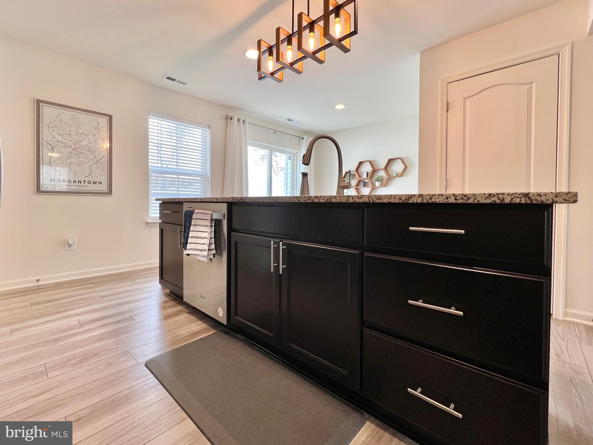 WHISPERING PINES - Residential