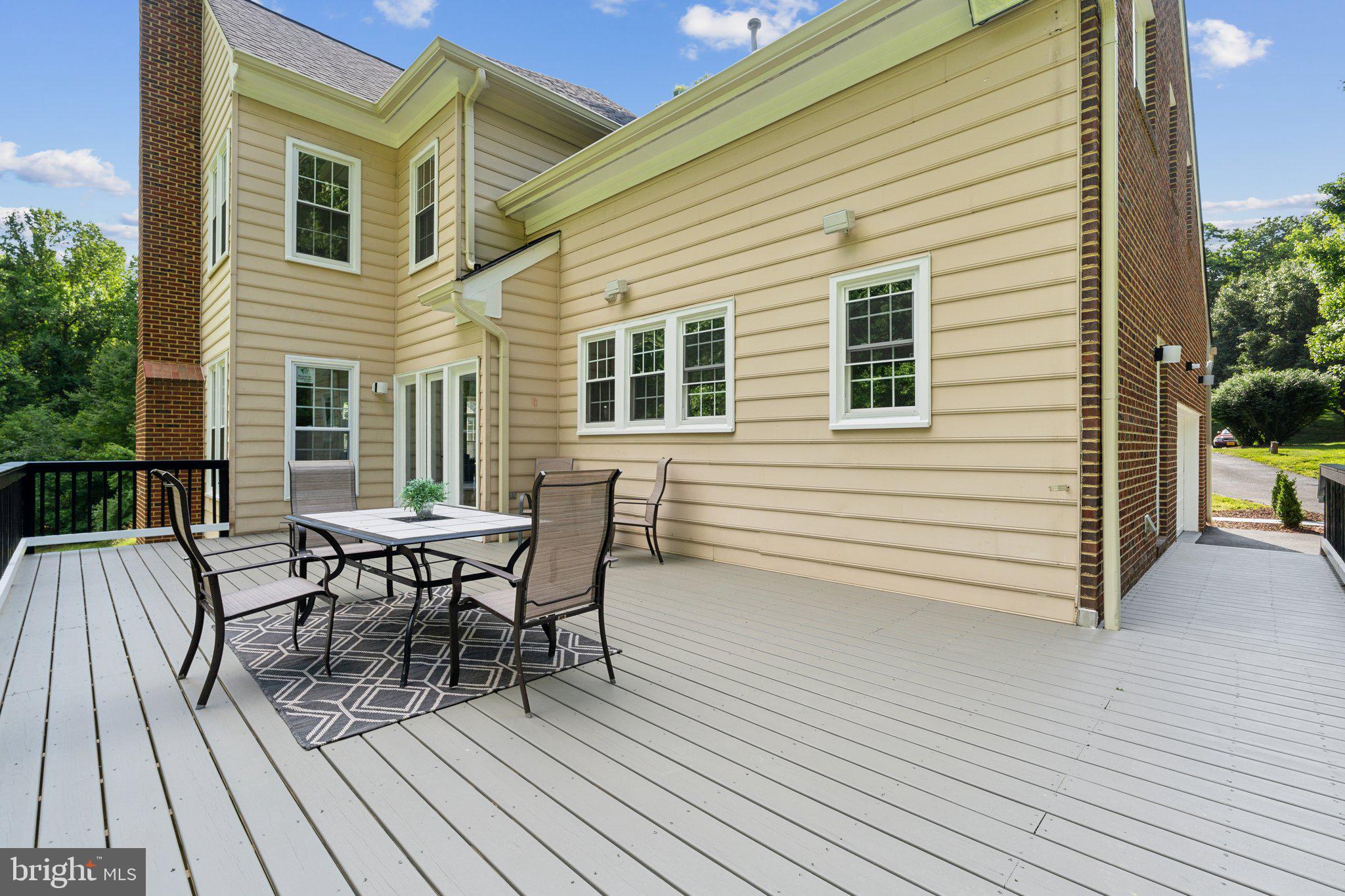 WOODLAND FALLS - Residential