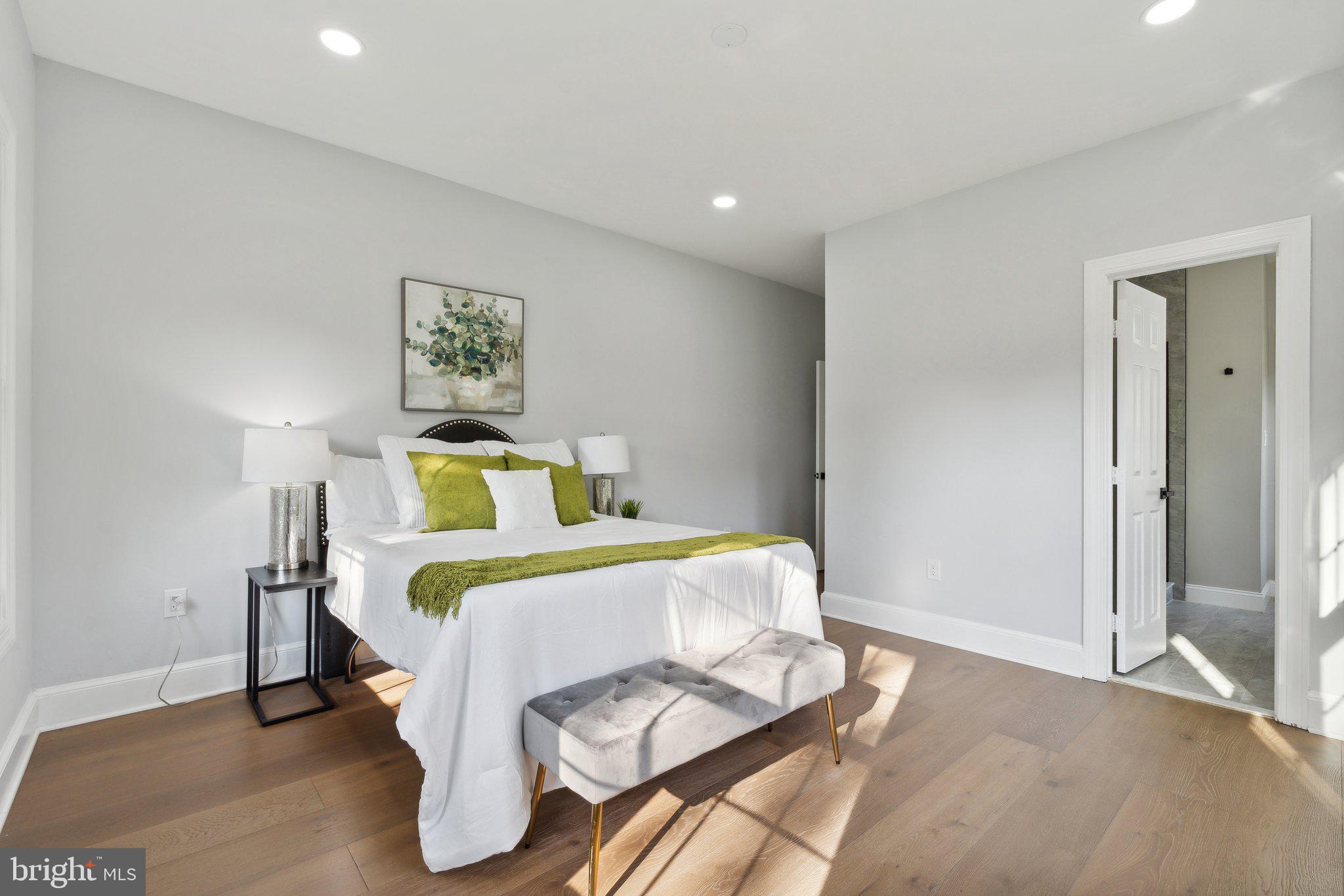 WOODLAND FALLS - Residential