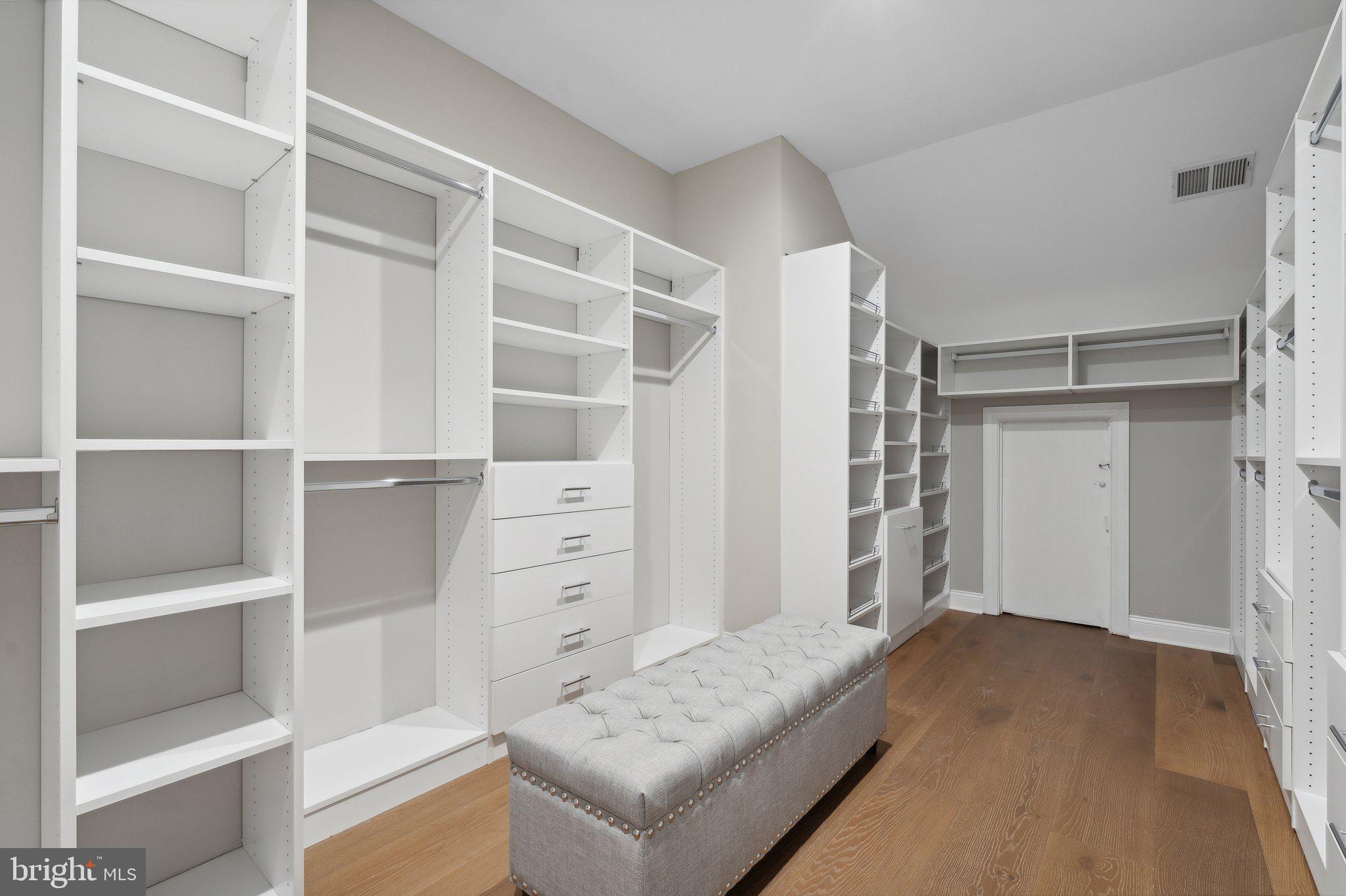 WOODLAND FALLS - Residential