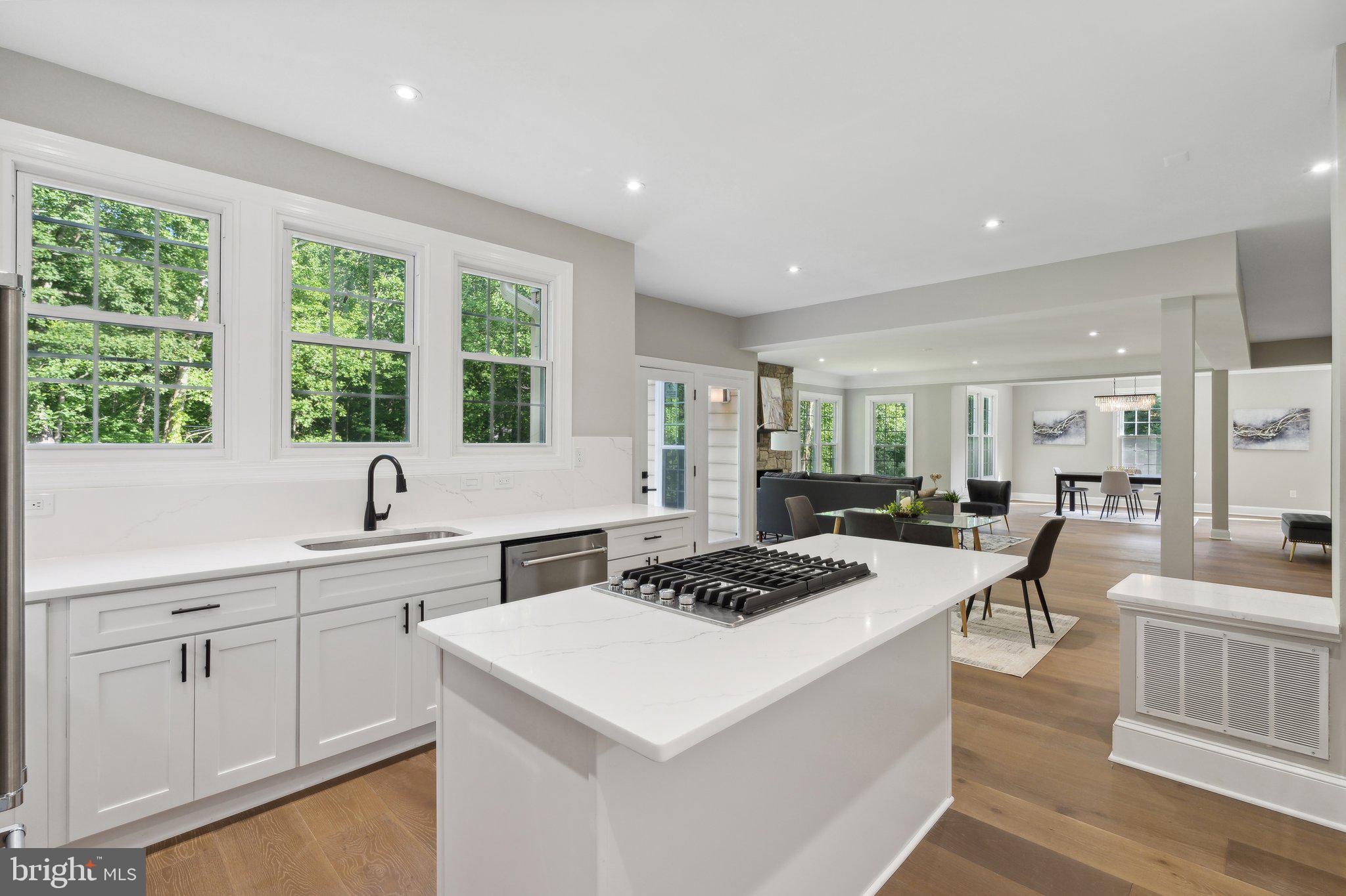 WOODLAND FALLS - Residential