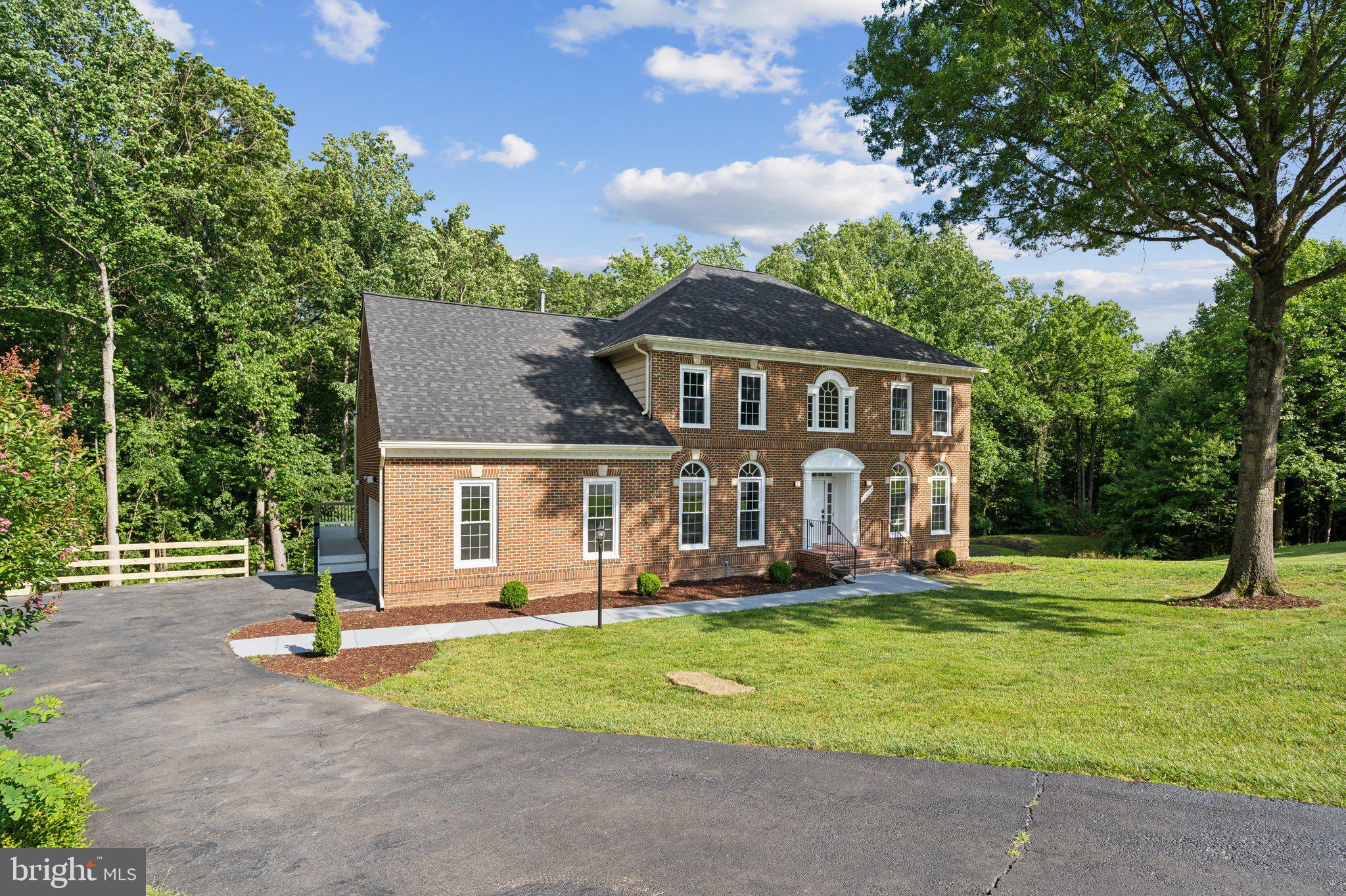 WOODLAND FALLS - Residential