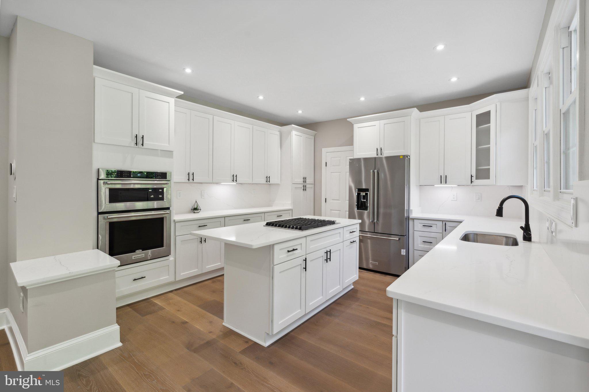 WOODLAND FALLS - Residential