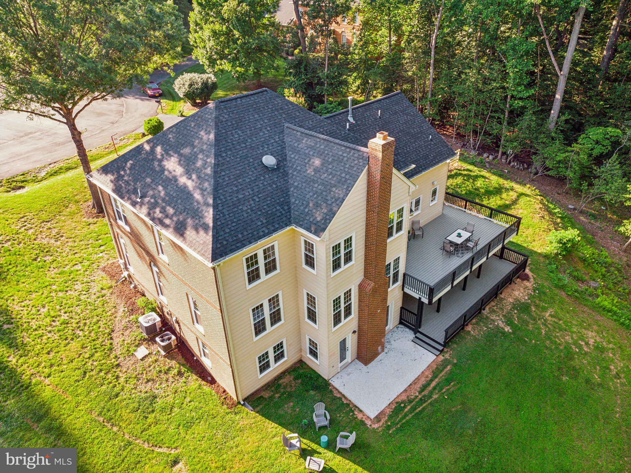 WOODLAND FALLS - Residential