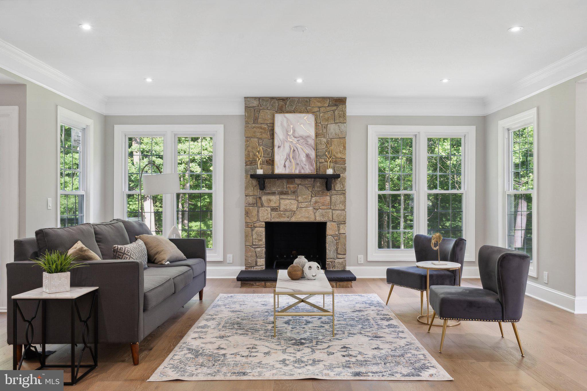 WOODLAND FALLS - Residential